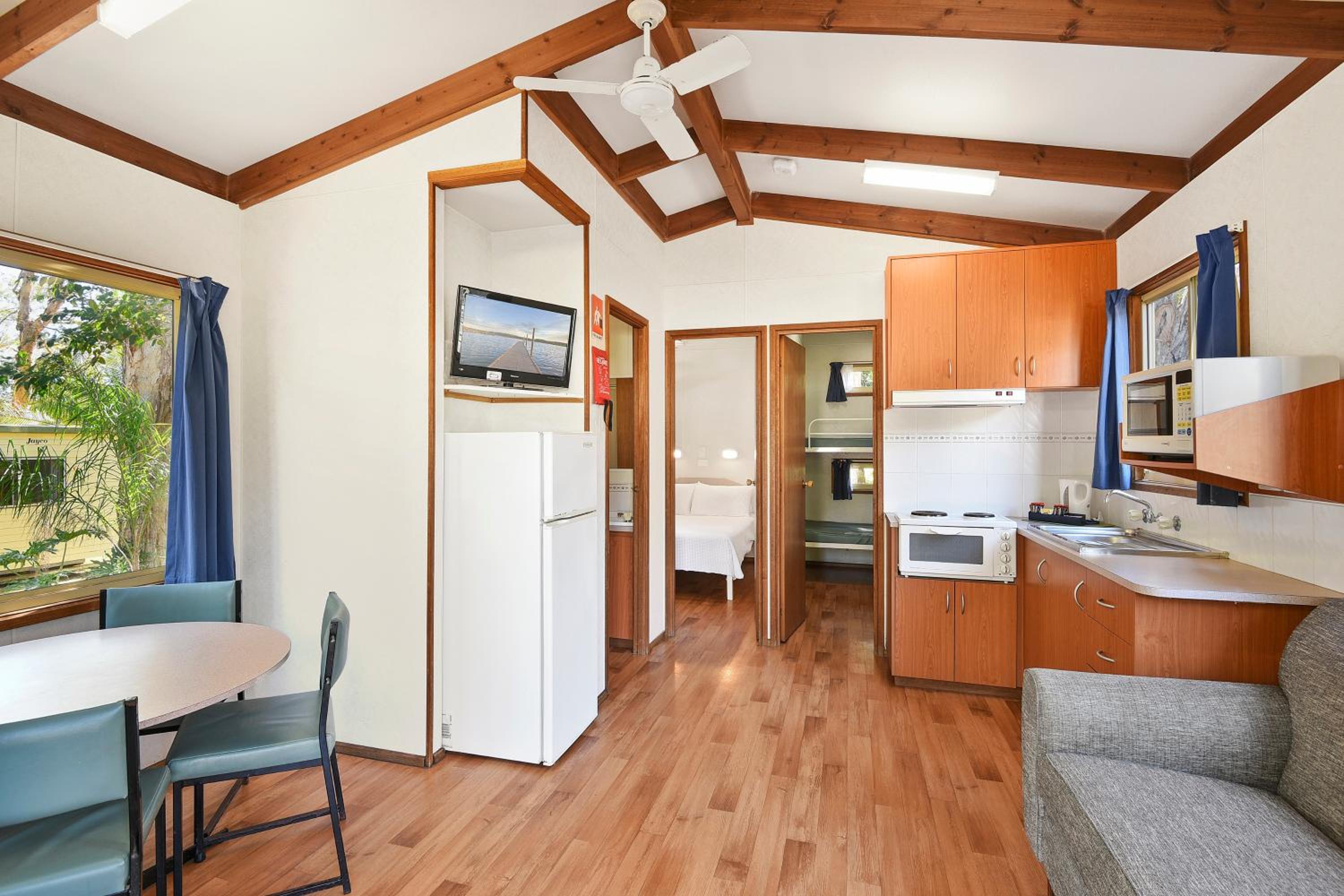 Flynns Beach Caravan Park