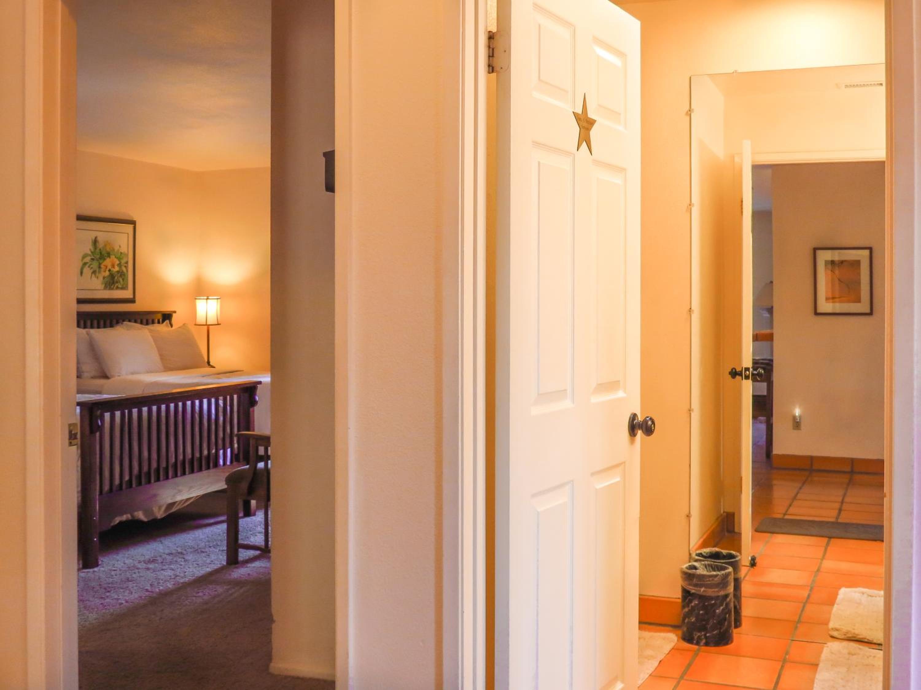Topanga Canyon Inn Bed and Breakfast - Property Image 28