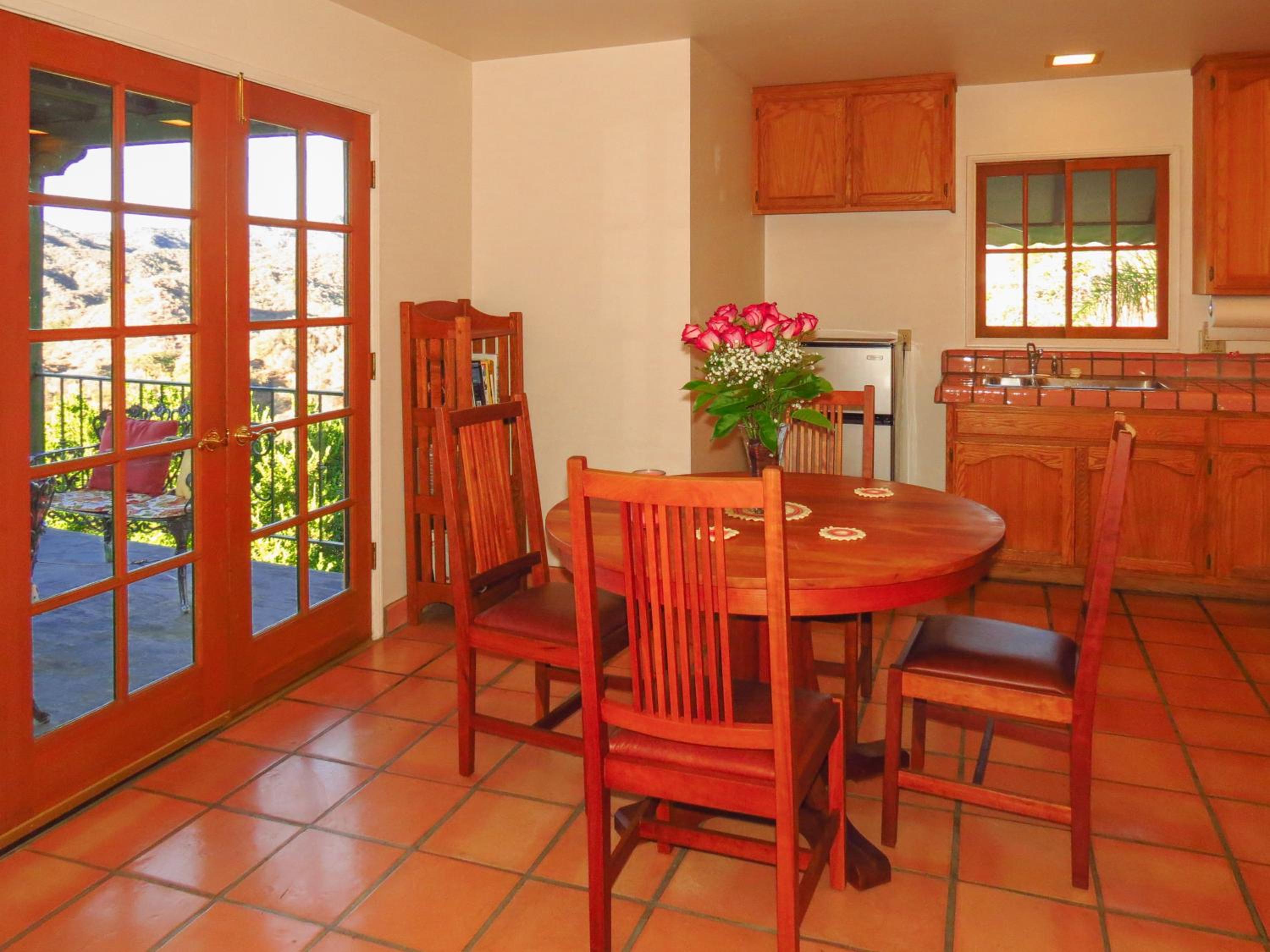 Topanga Canyon Inn Bed and Breakfast - Property Image 51