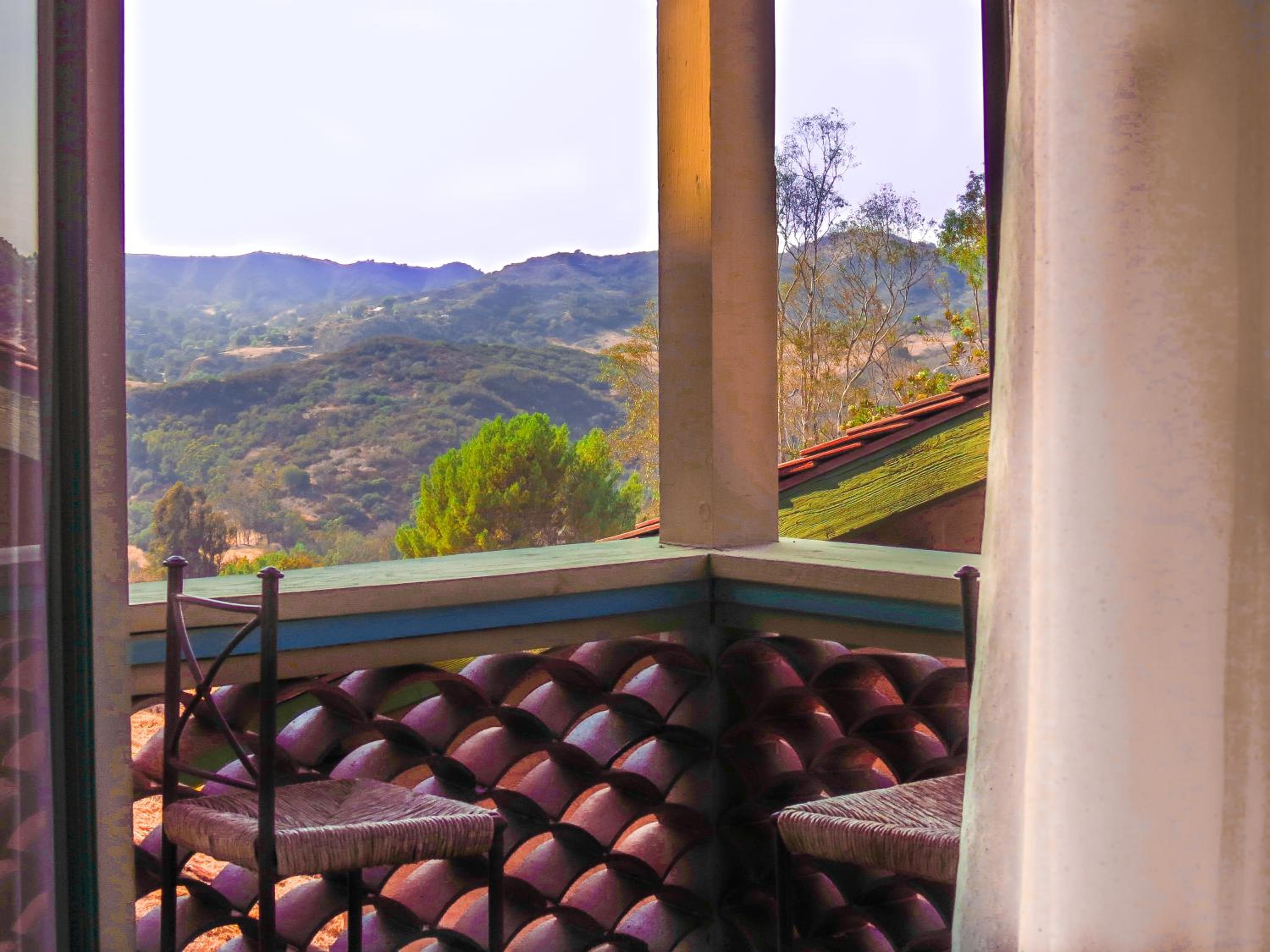 Topanga Canyon Inn Bed and Breakfast - Property Image 3