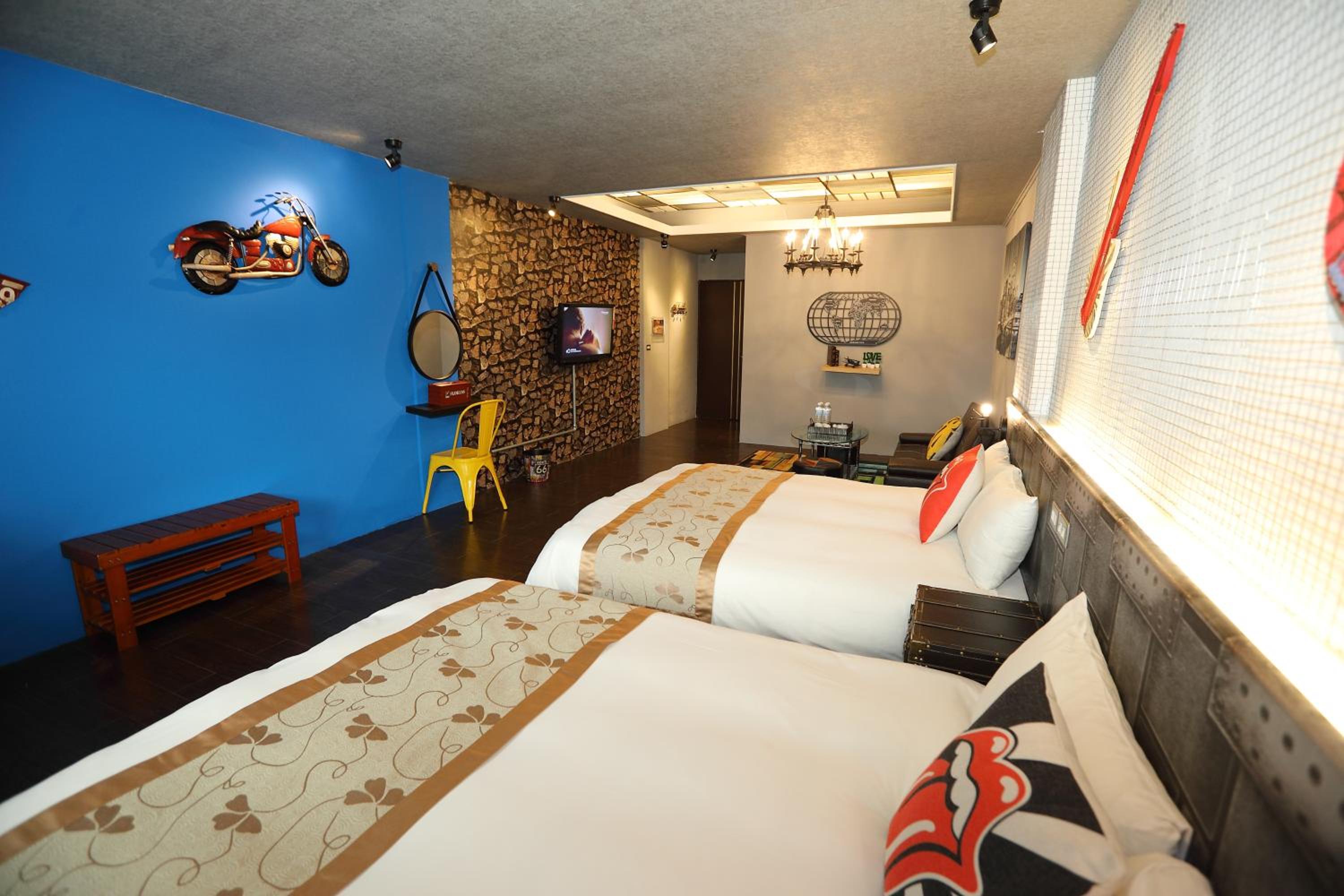 First Place B&B (Hualien Railway Station)