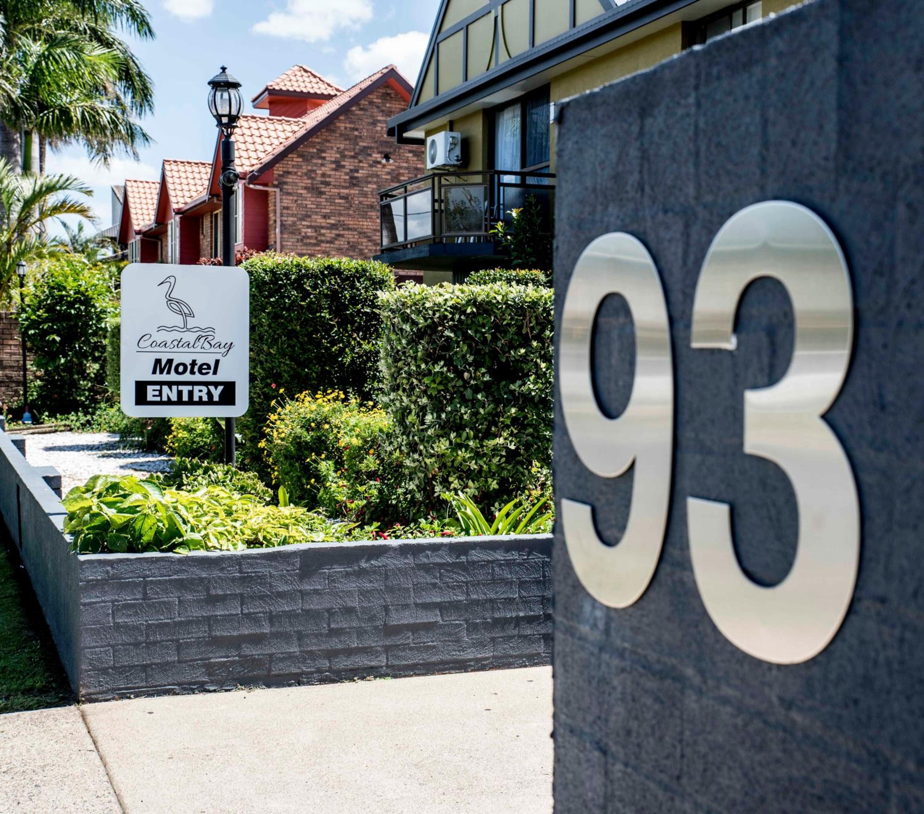 Coastal Bay Motel
