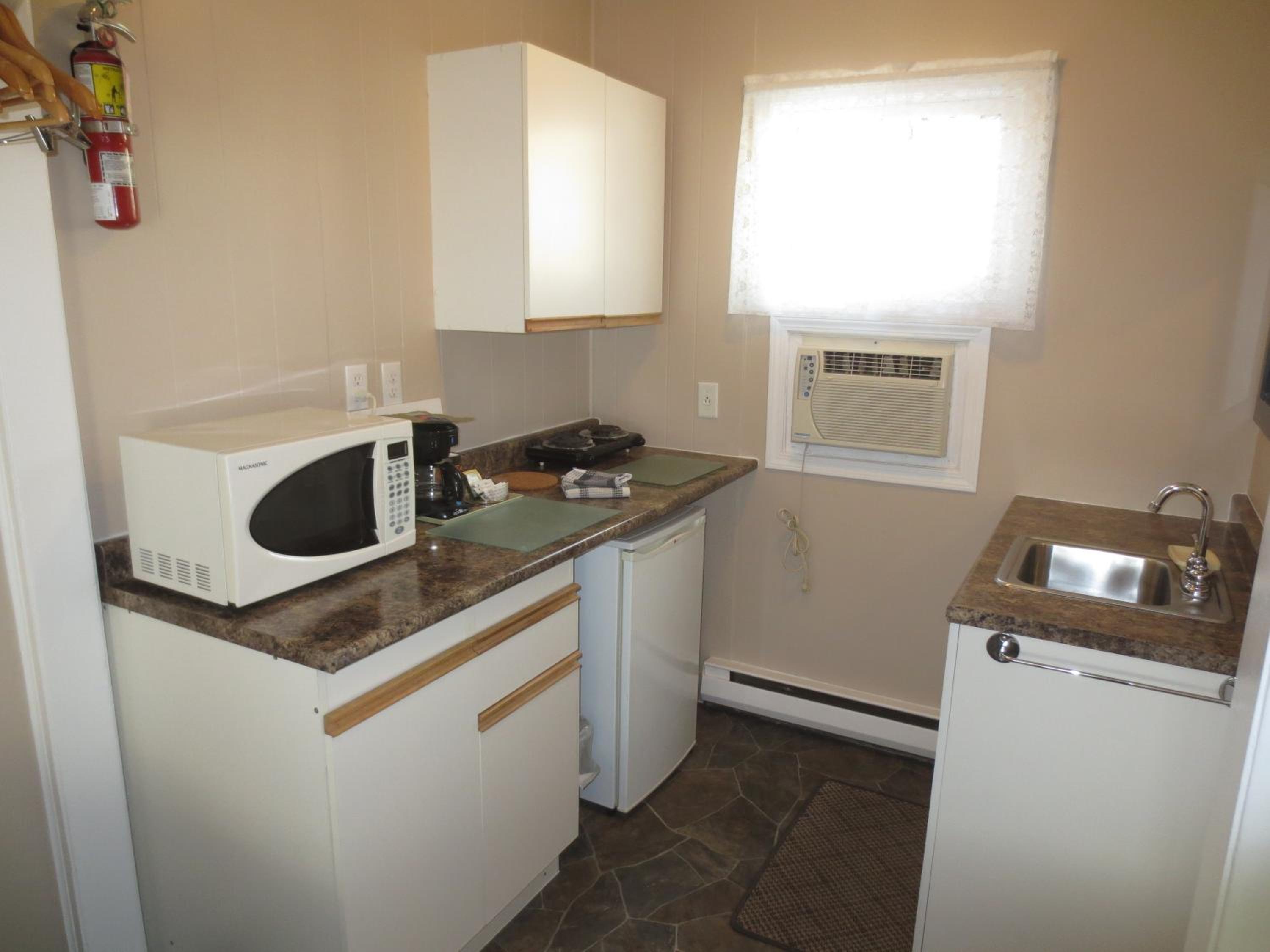 Overlander Motel