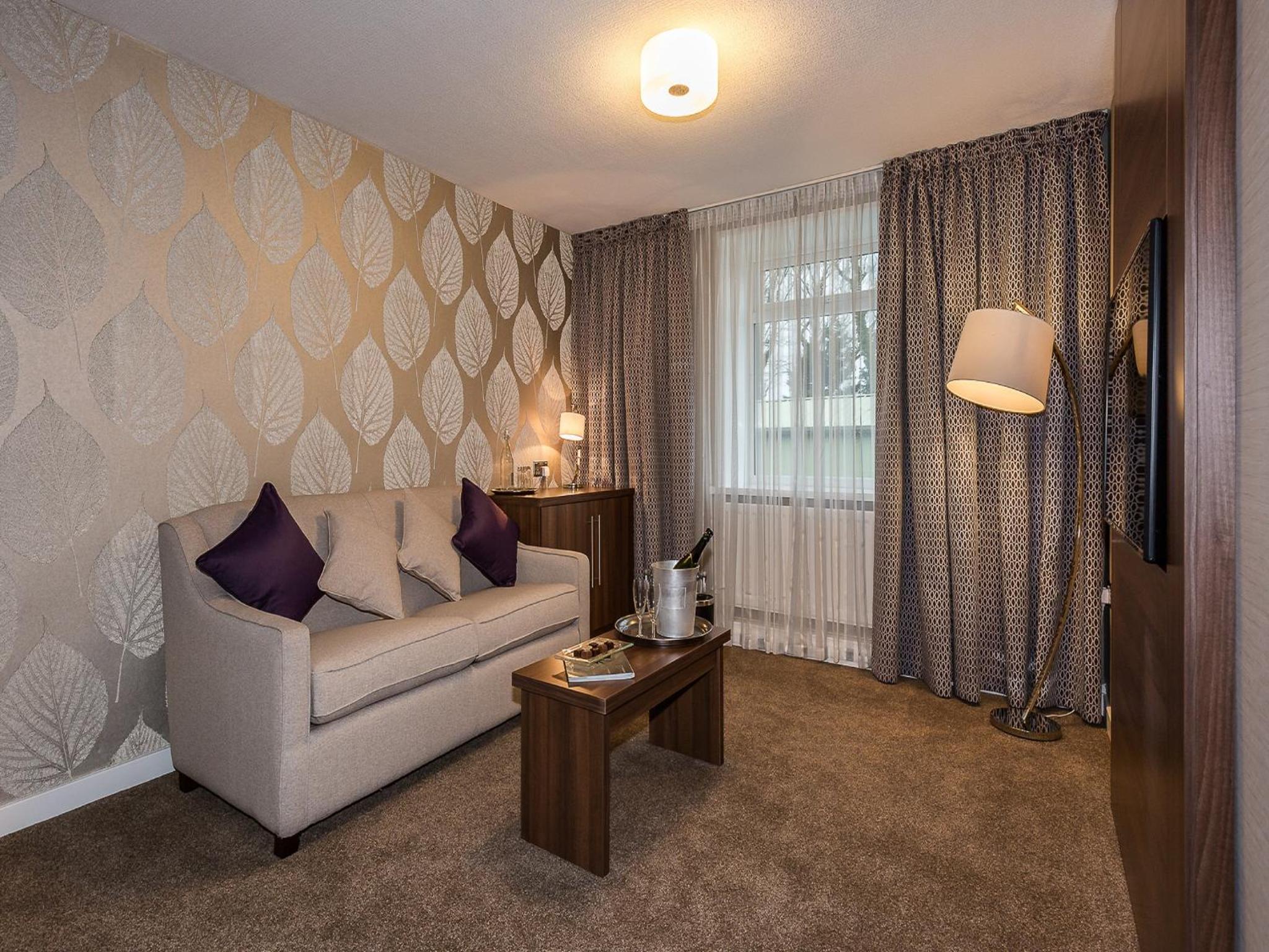 The Melbreak Hotel