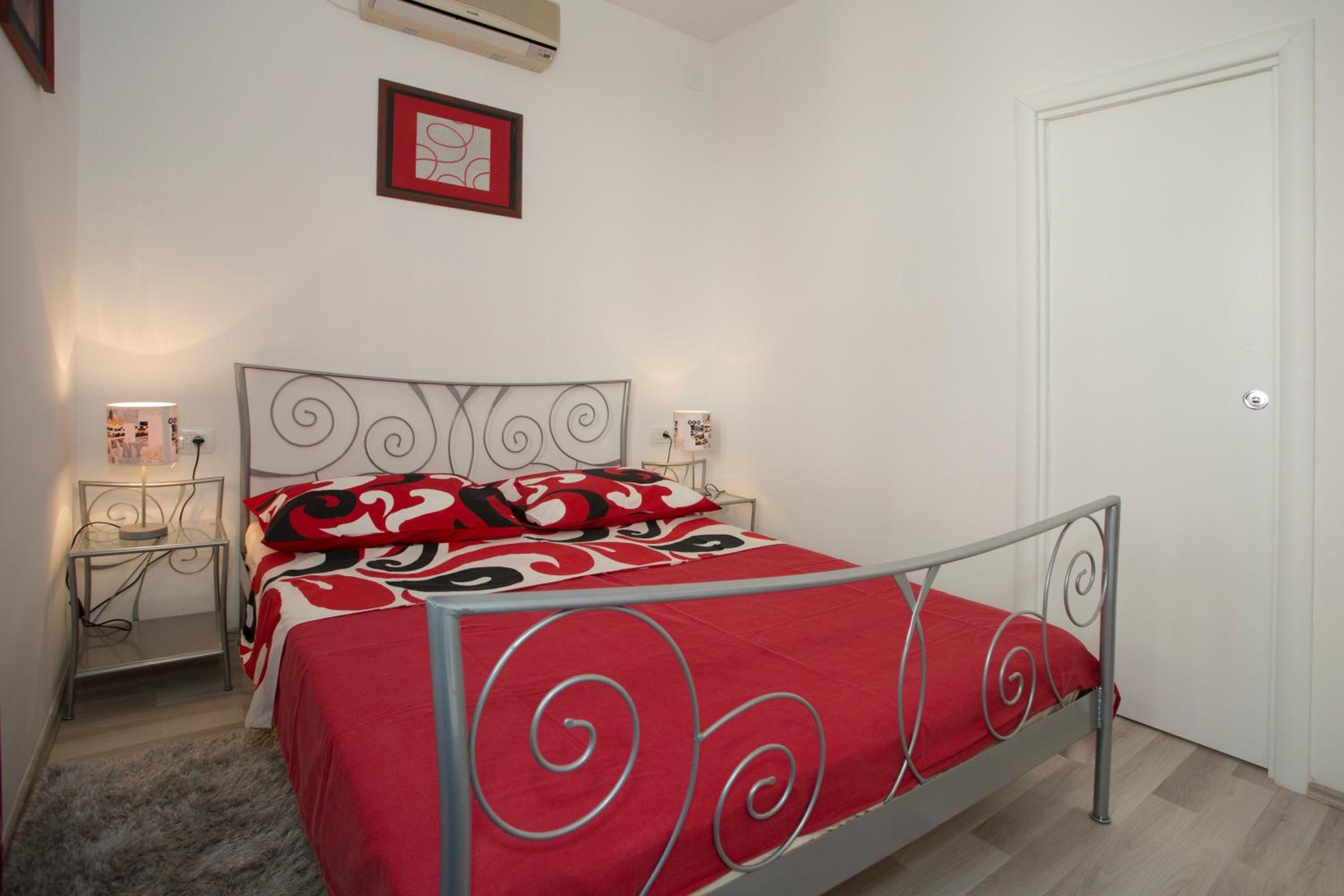 Apartments Sevilja view 5