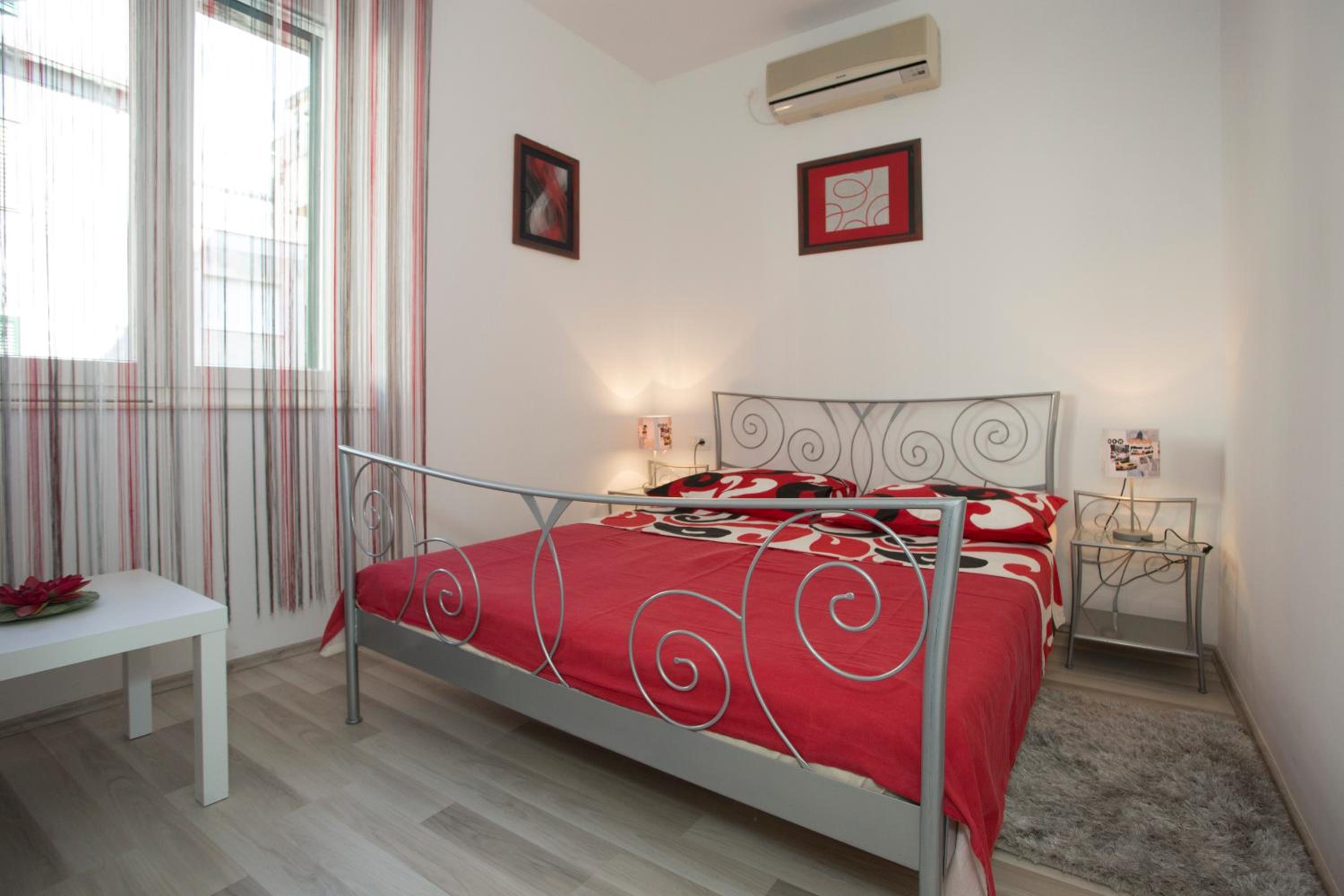 Apartments Sevilja view 2