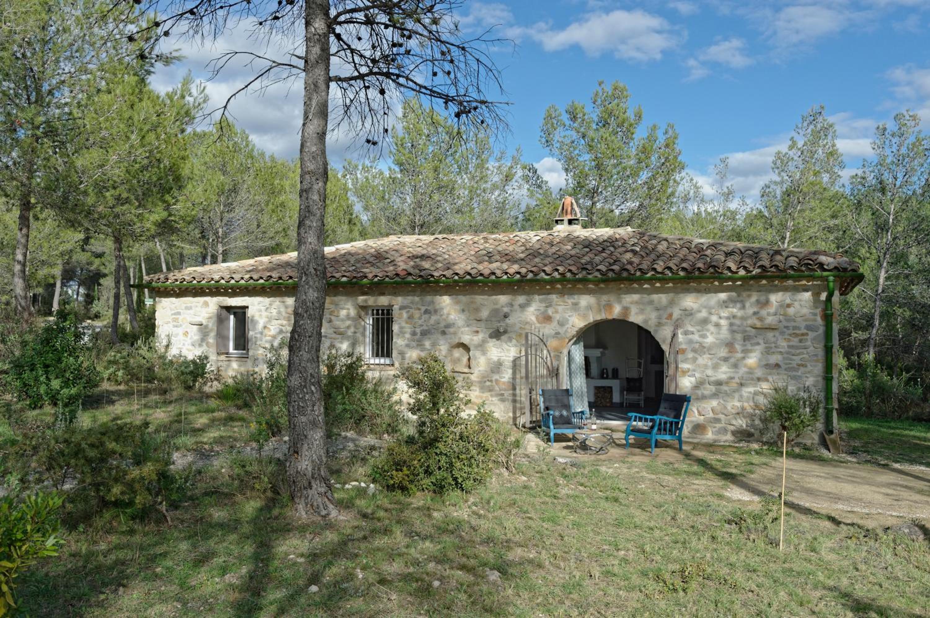 Photo 32