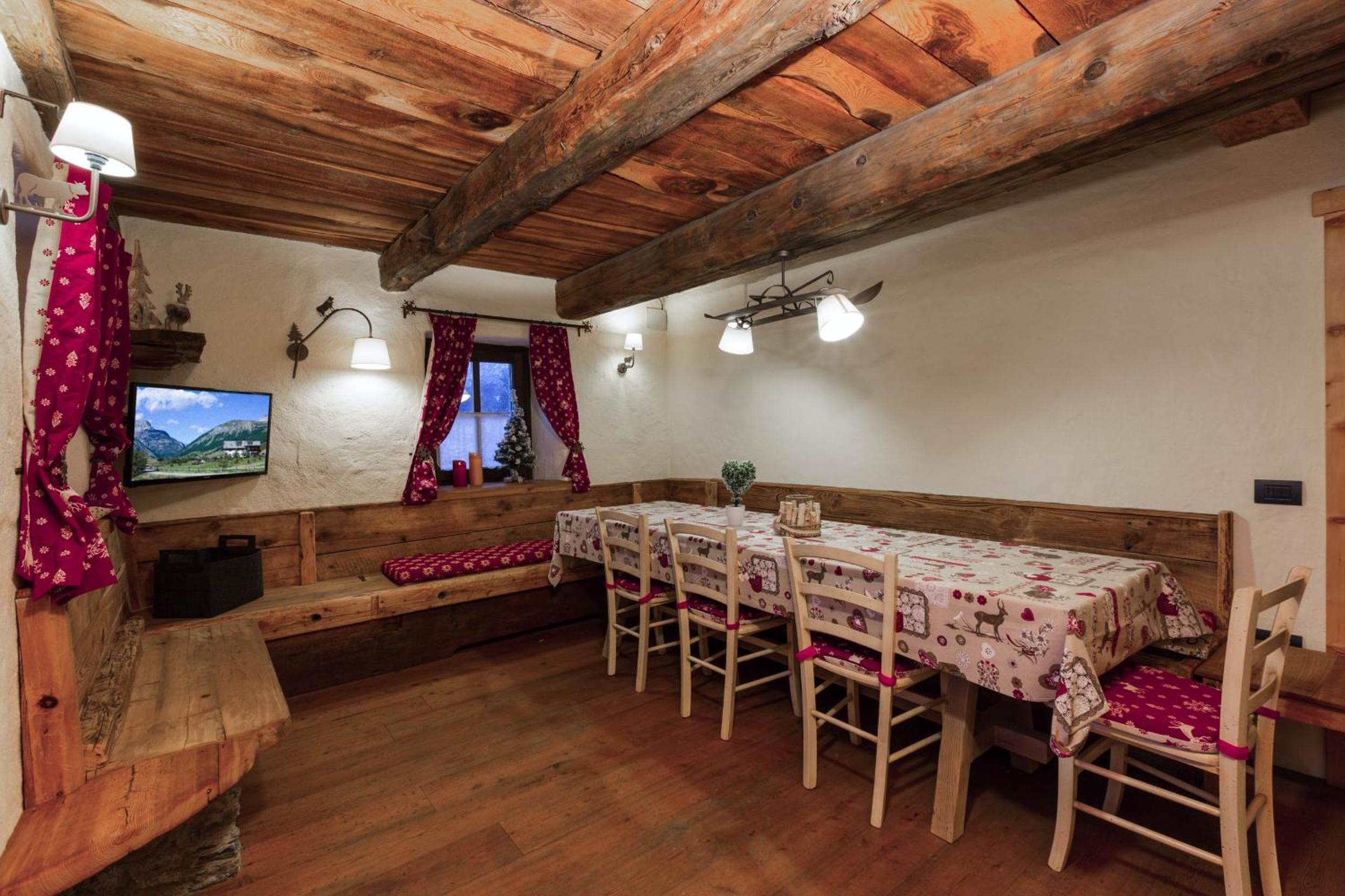Chalet Charm by Original Galli