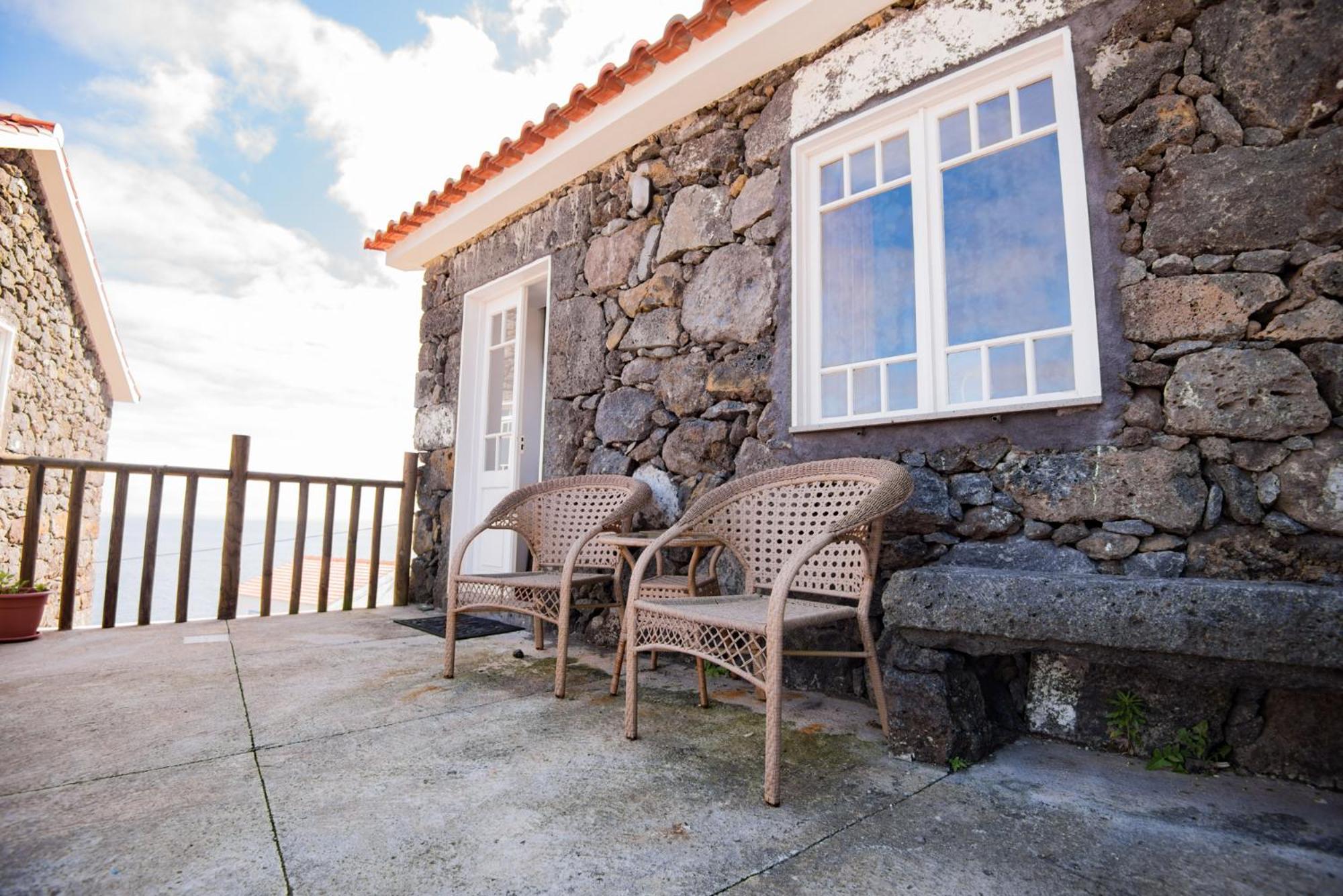 Stone Dreams - Adega view 4