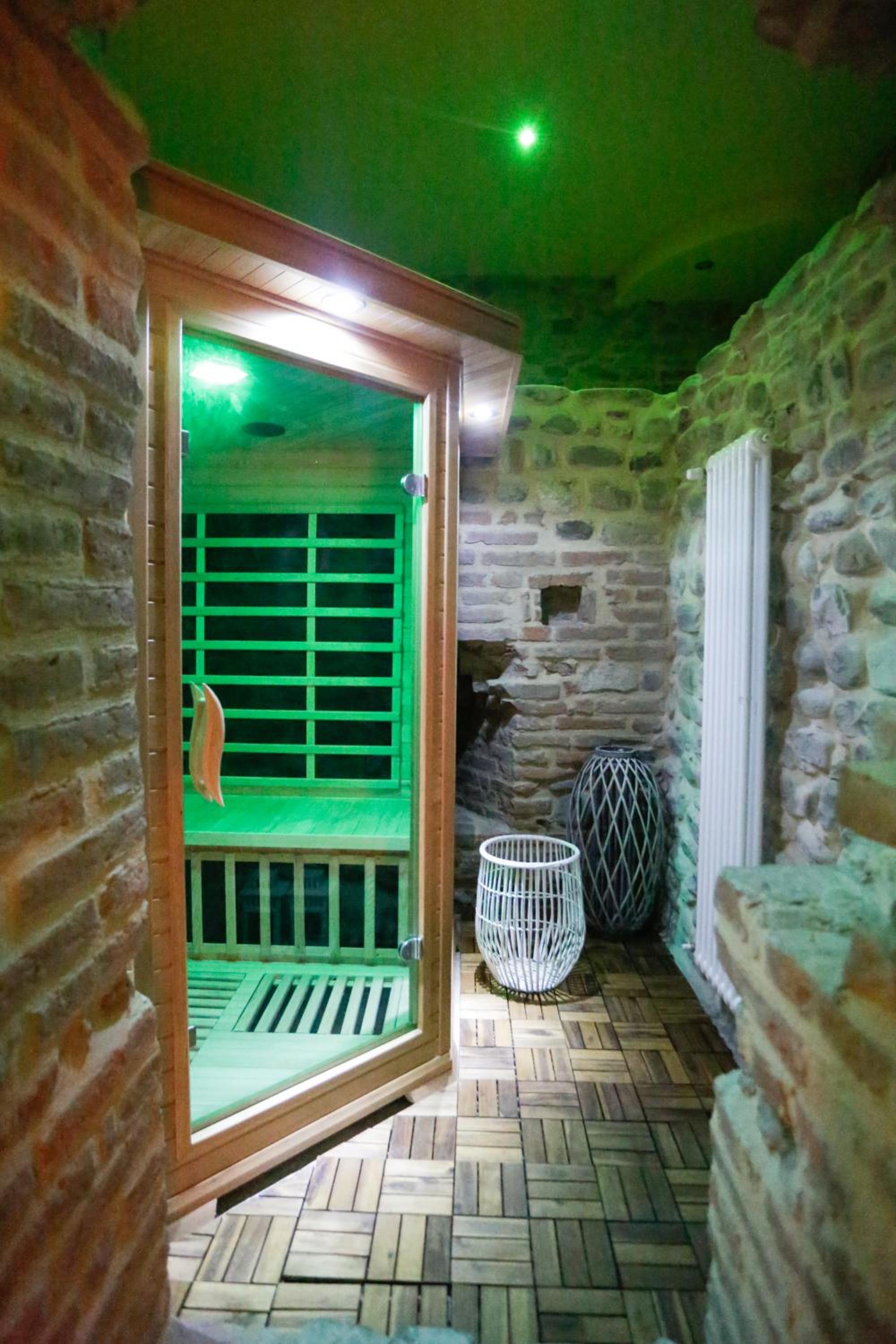 Photo 28