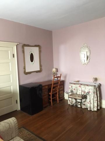 Victorian Charm Inn