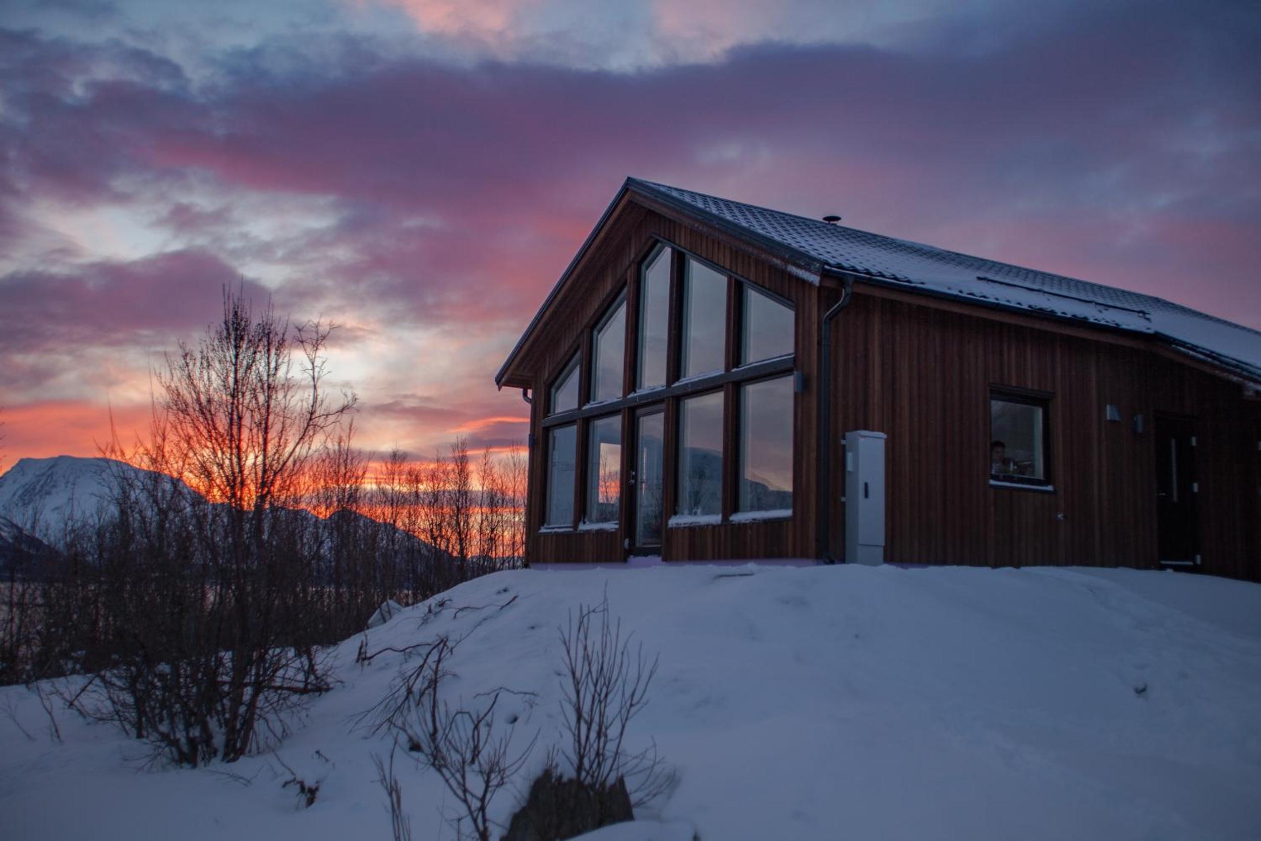 Aurora View Cabin