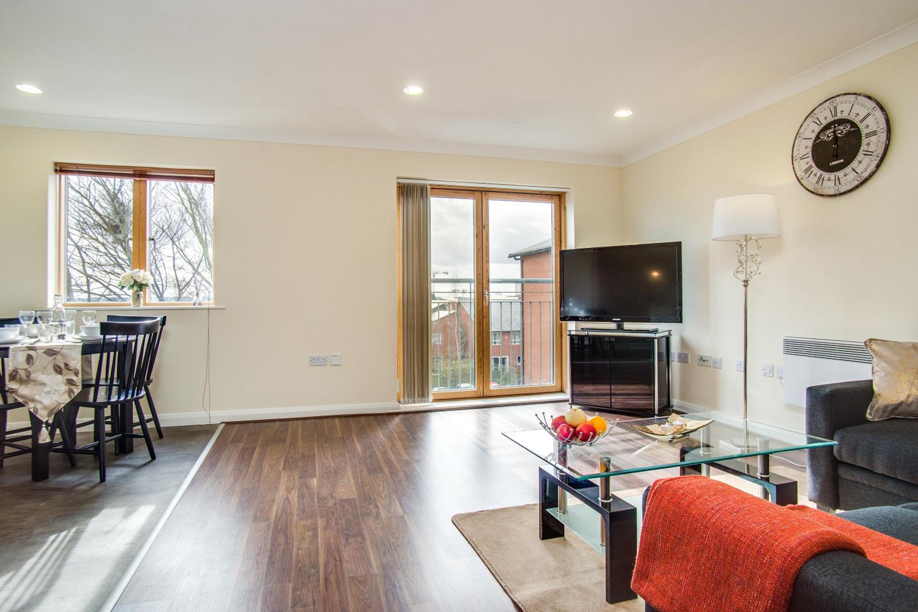 Mica Point City Centre Apartment