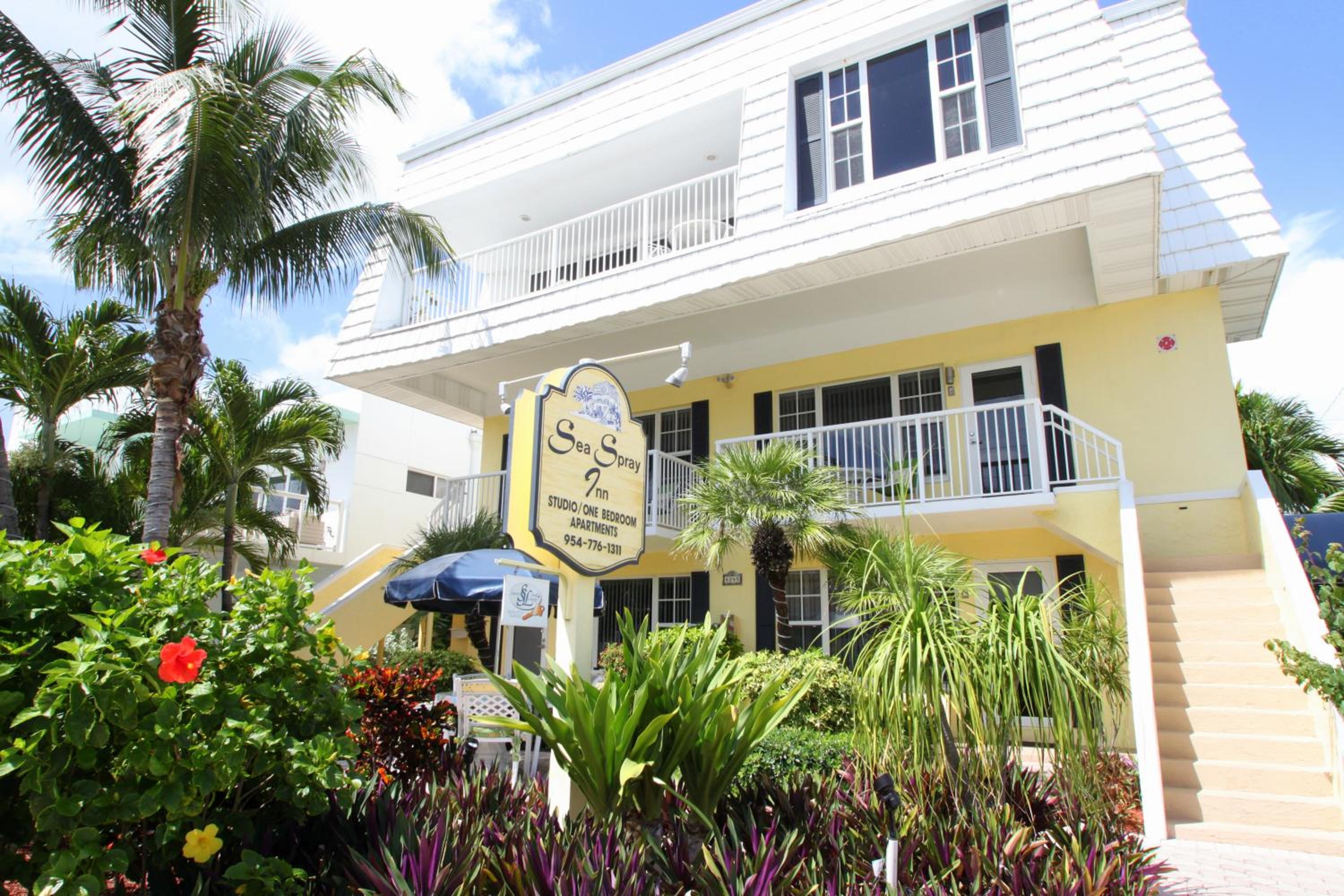 Sea Spray Inn