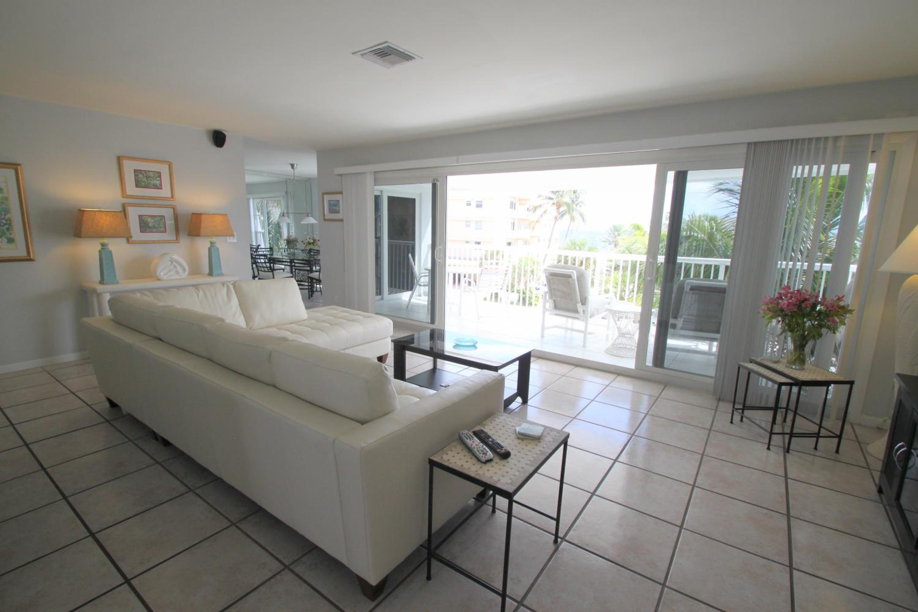 Sea Spray Inn