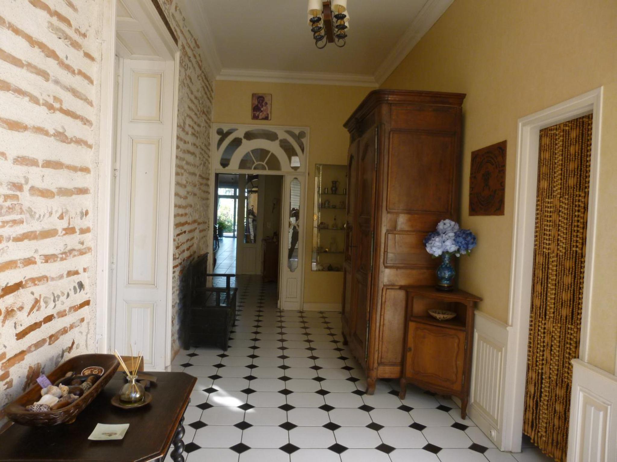 Clos Muneau view 2