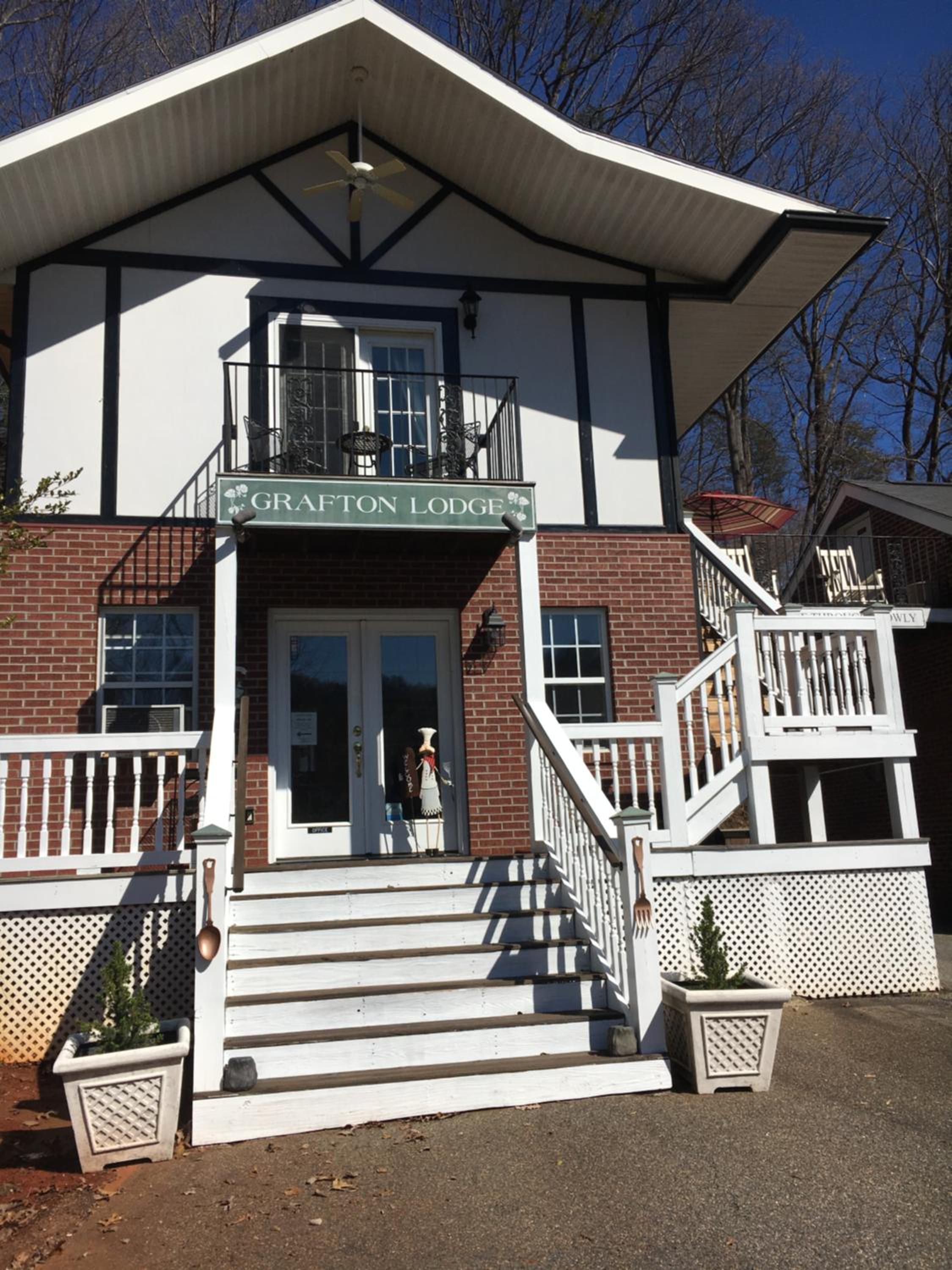 Grafton Lodge