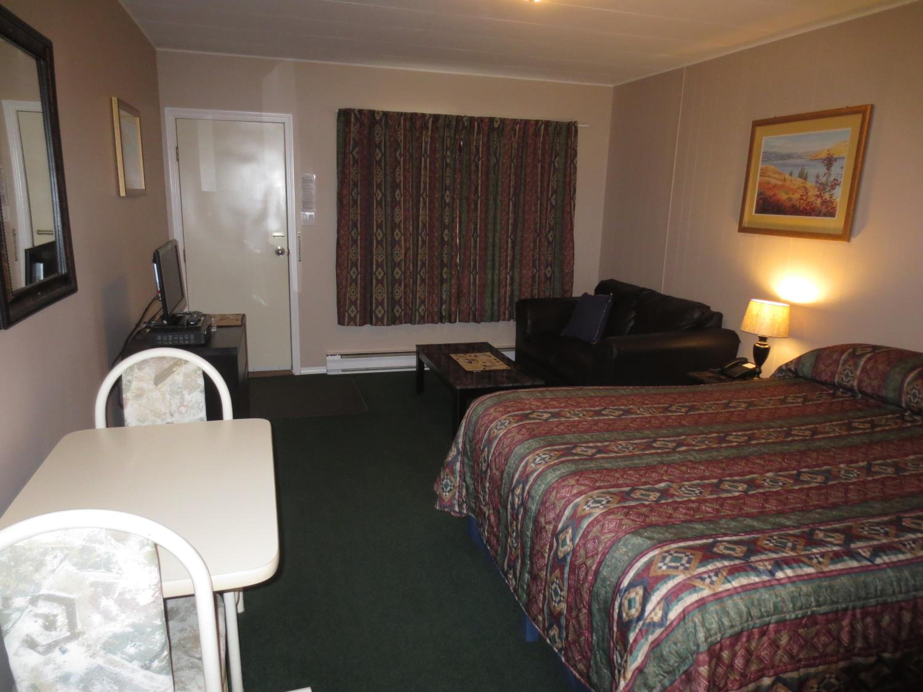 Overlander Motel
