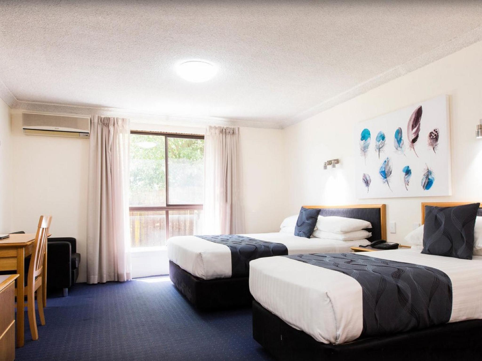 West End Motor Lodge