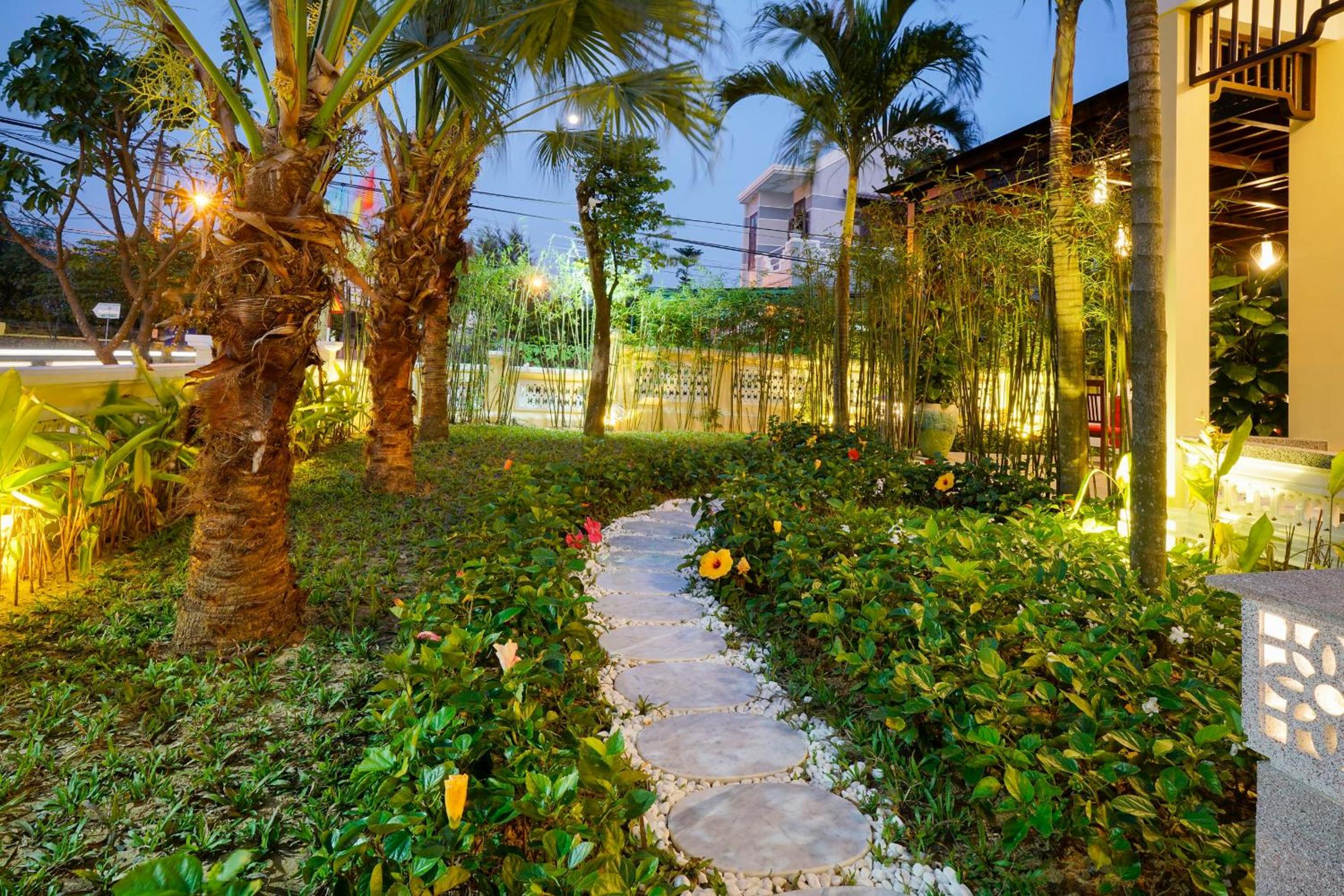 Hoi An Field Boutique Resort & Spa
