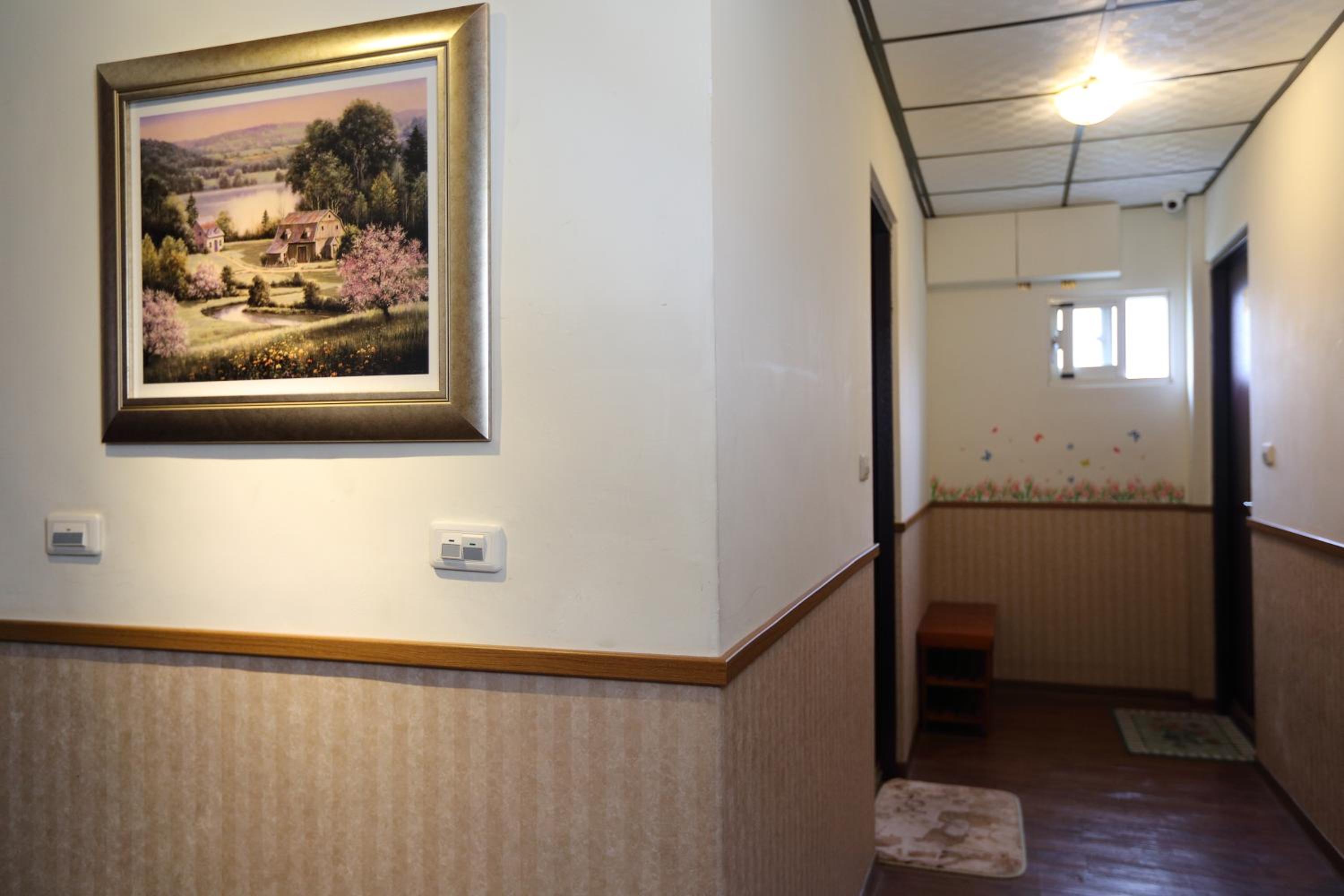 First Place B&B (Hualien Railway Station)