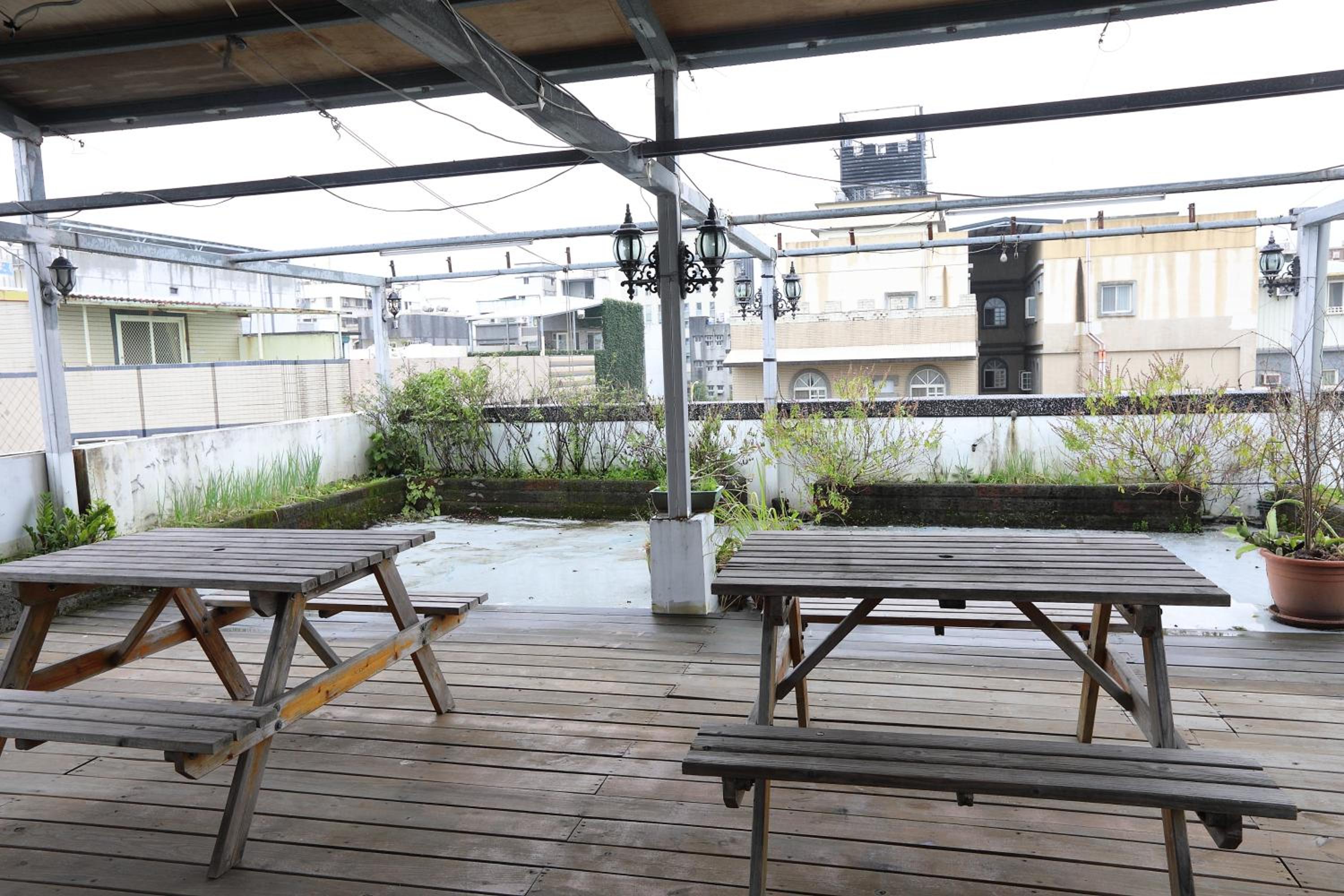 First Place B&B (Hualien Railway Station)