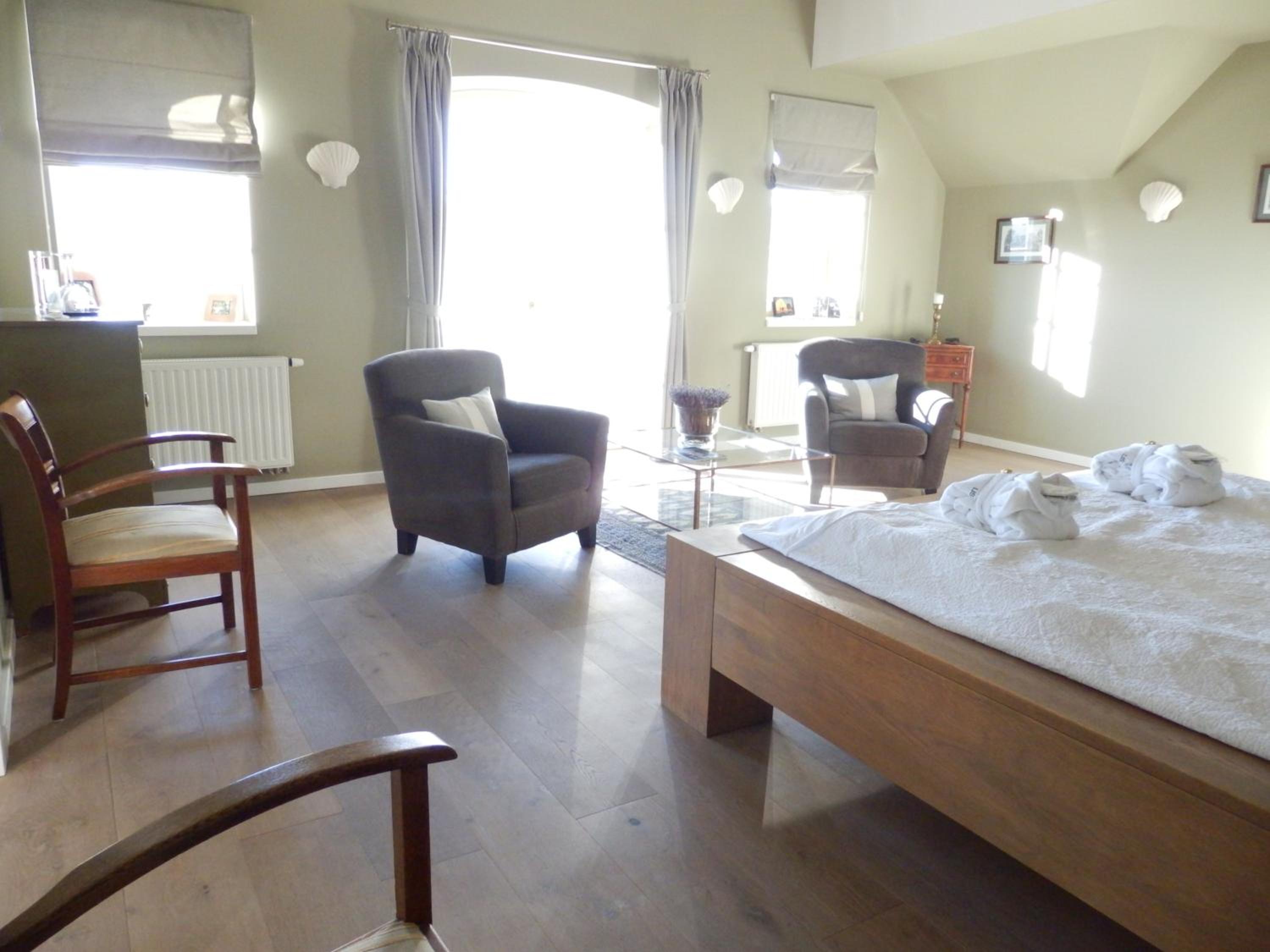 Photo 62