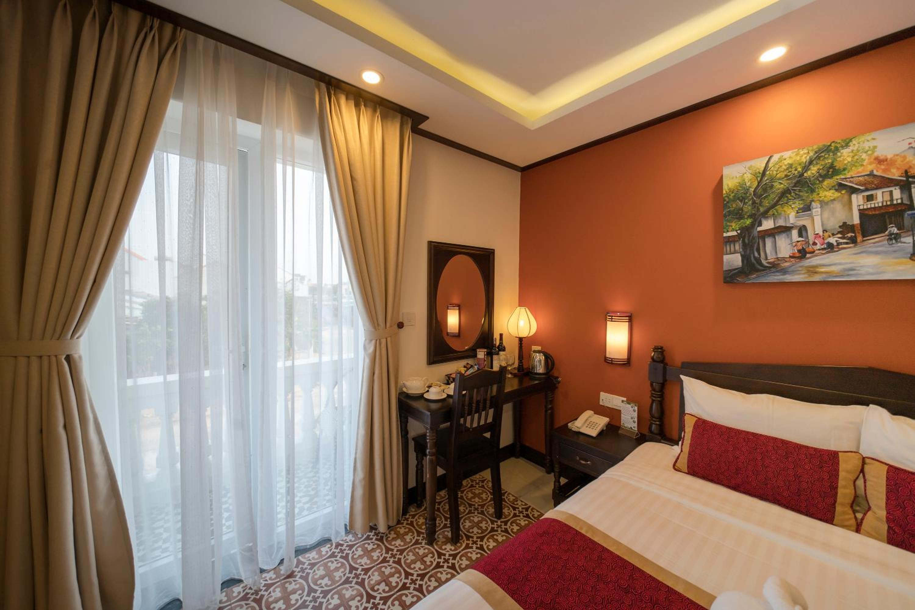 Golden Bell Backpacker Hotel & Pool Bar