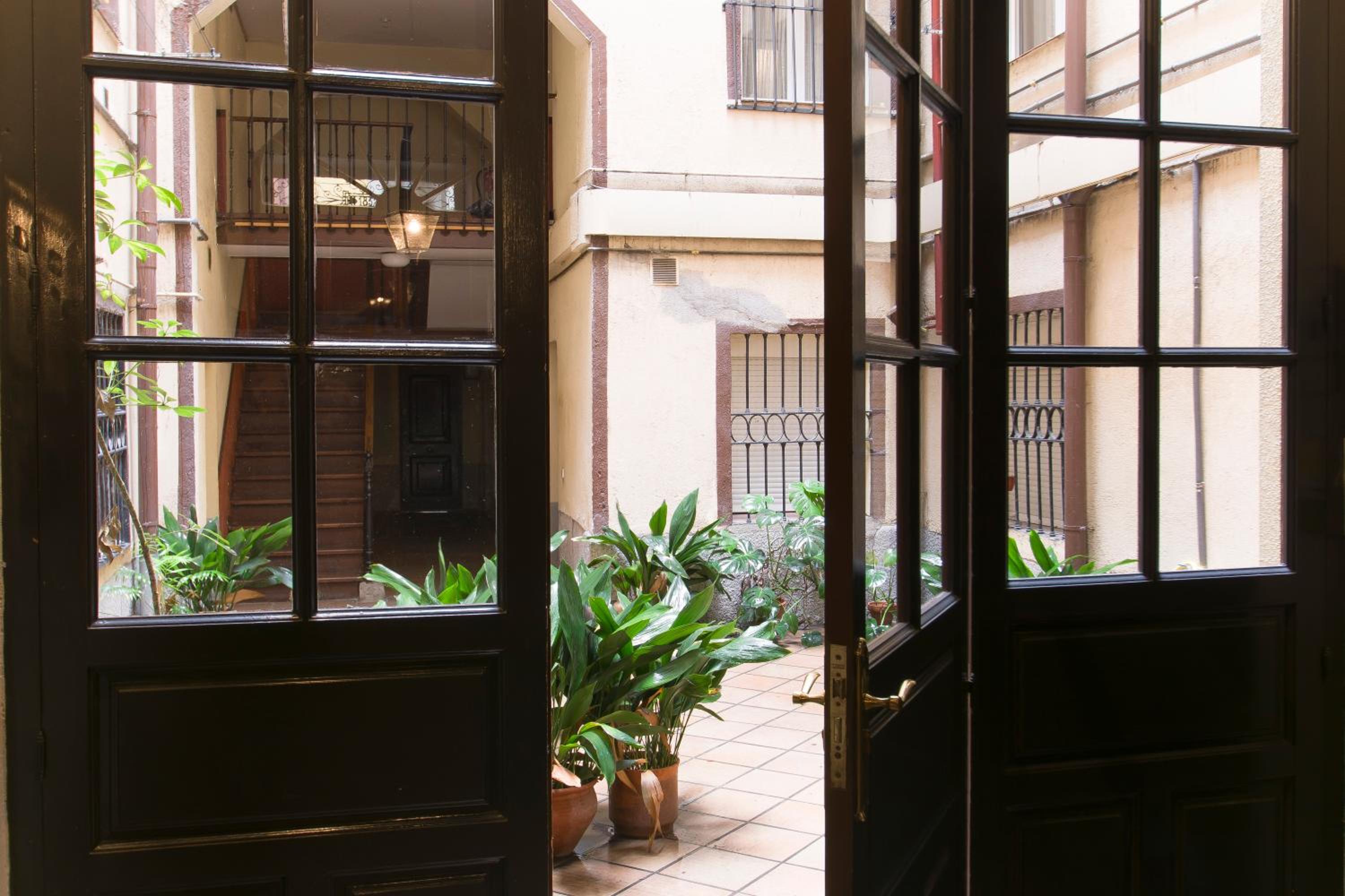 Hostal La Vera - Image 5