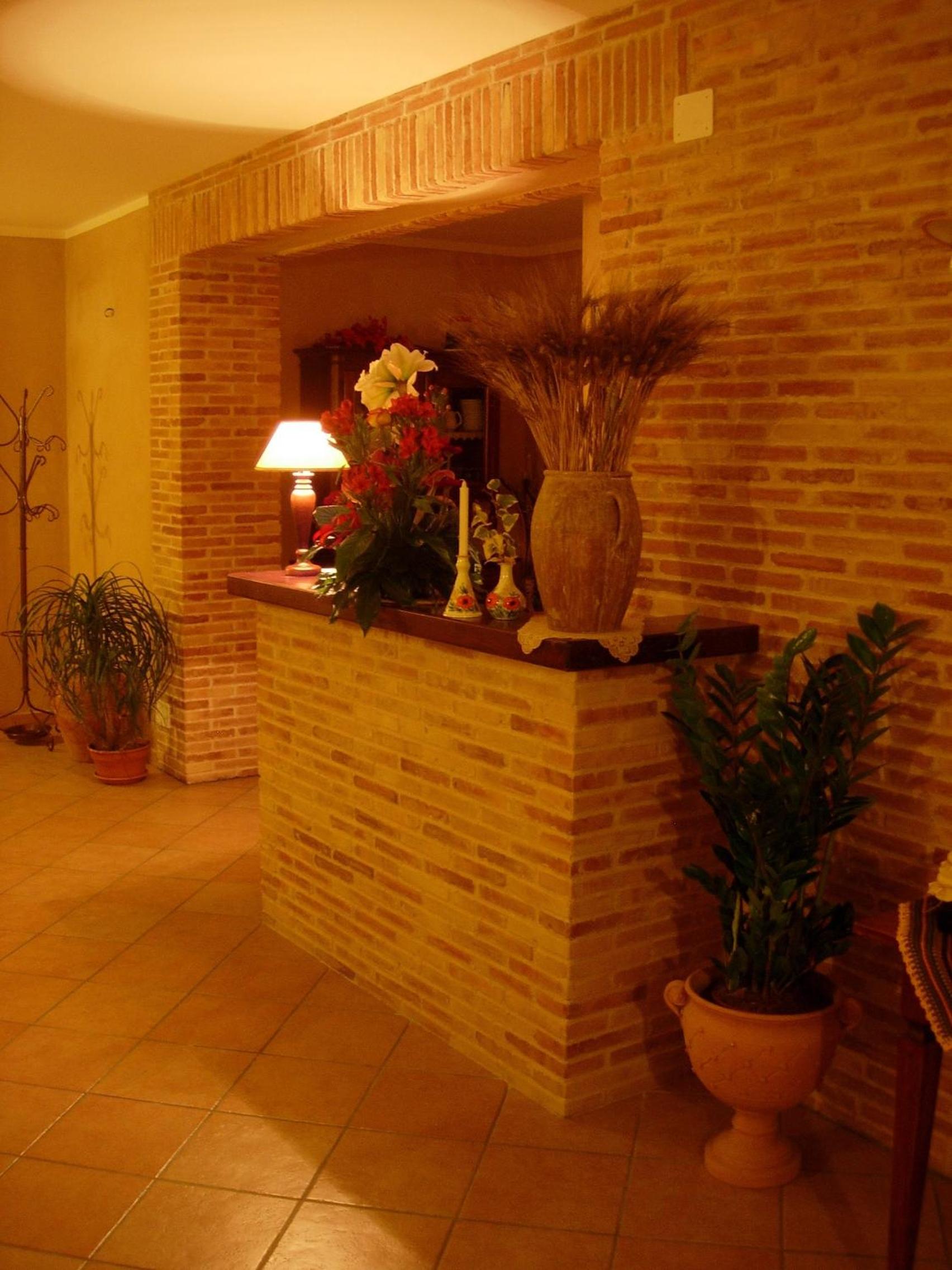 Angelucci Agriturismo con Camere e Agri Camping