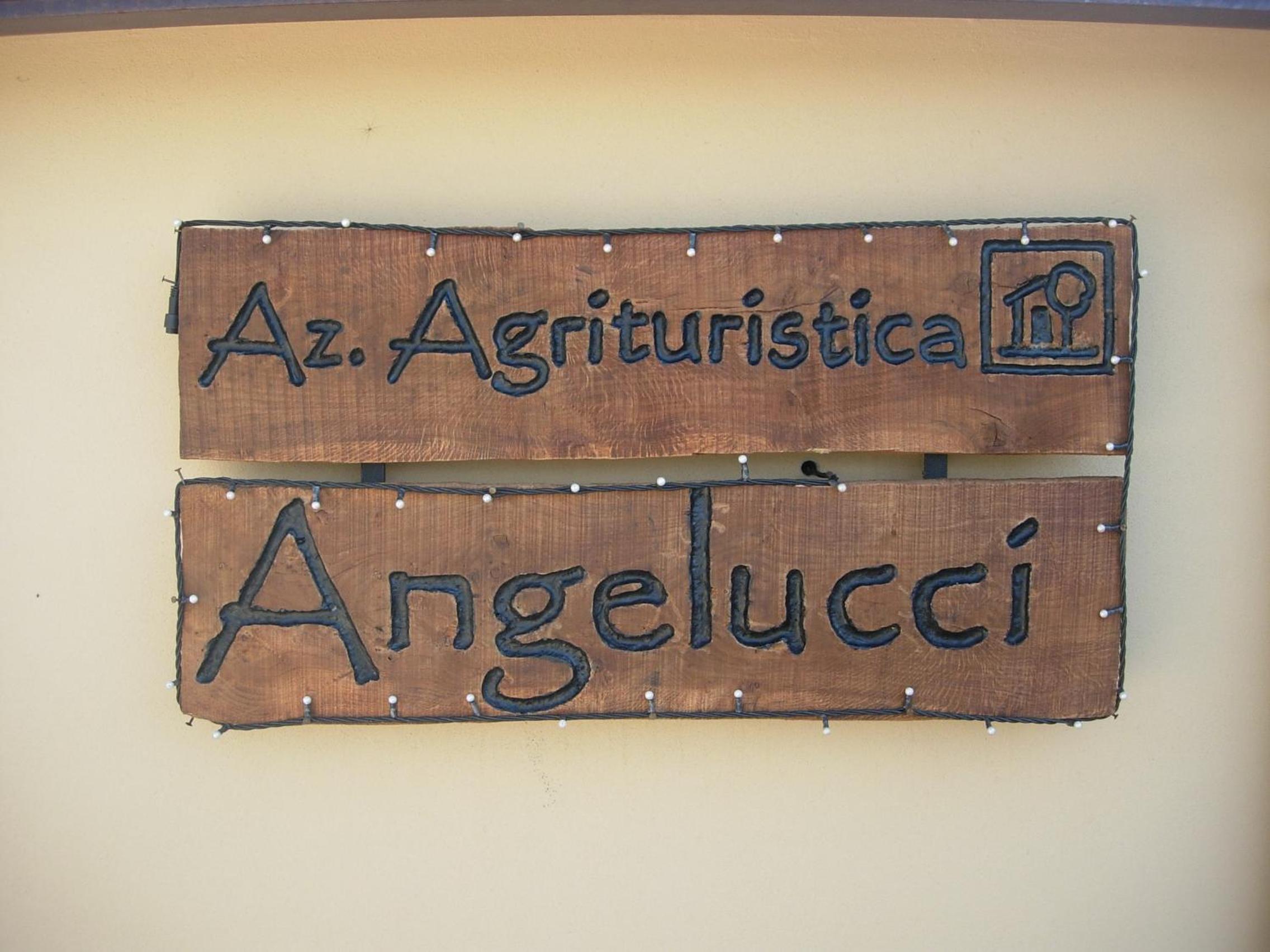 Angelucci Agriturismo con Camere e Agri Camping