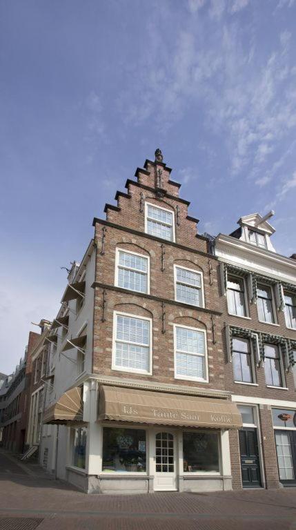 De Witte Olyphant view 2