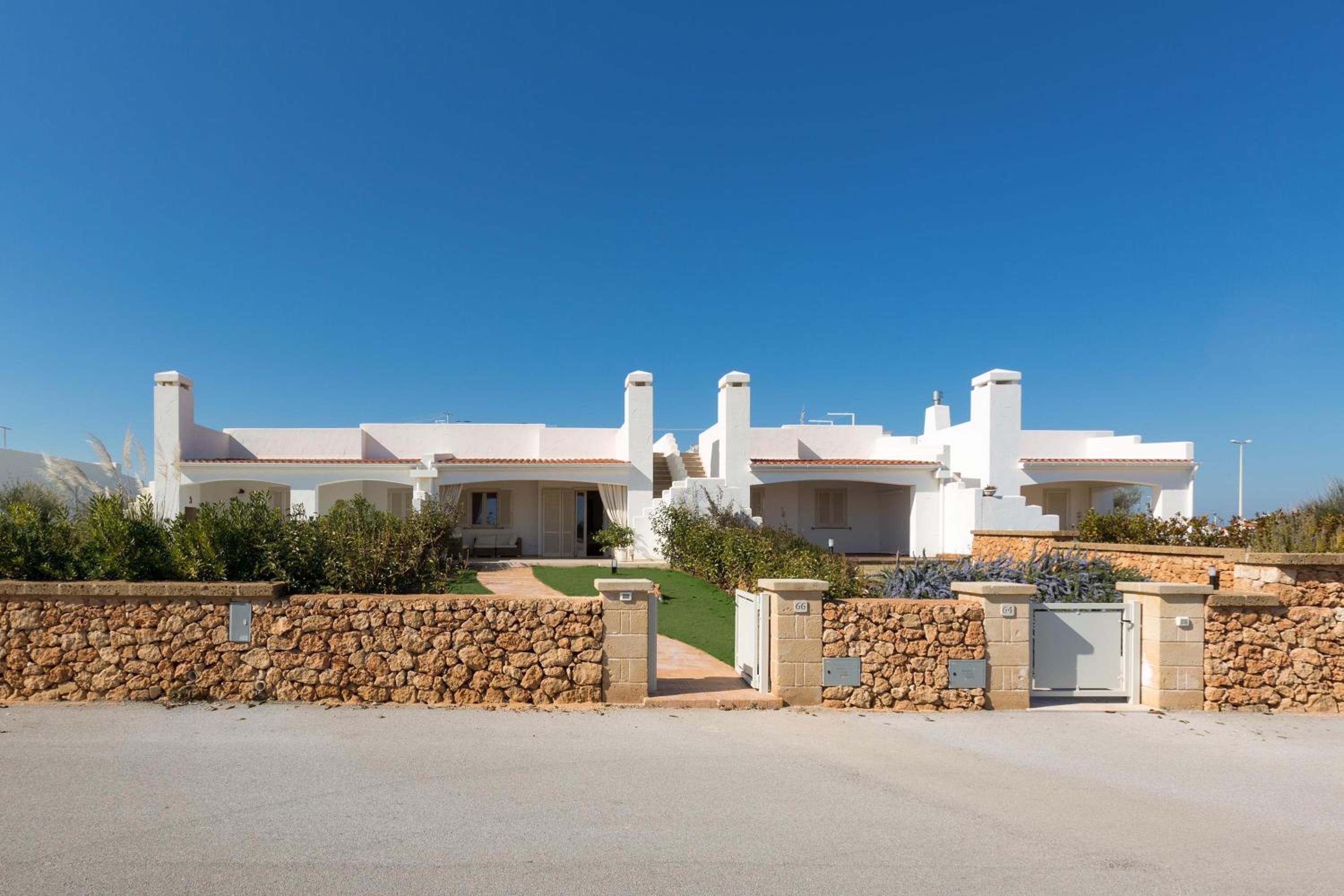 Perla di Ostuni by BarbarHouse