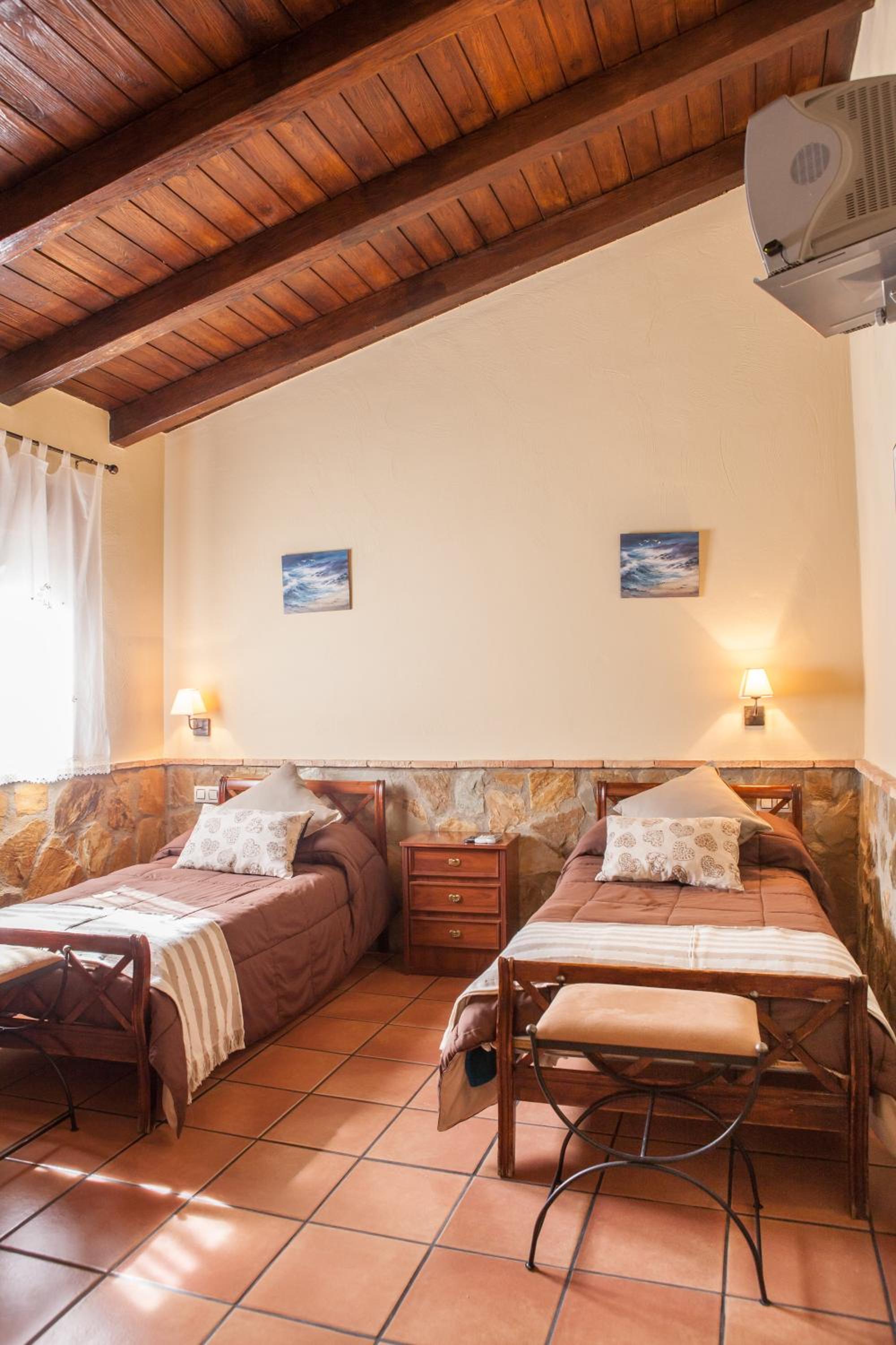 Casas Rurales La Dehesa