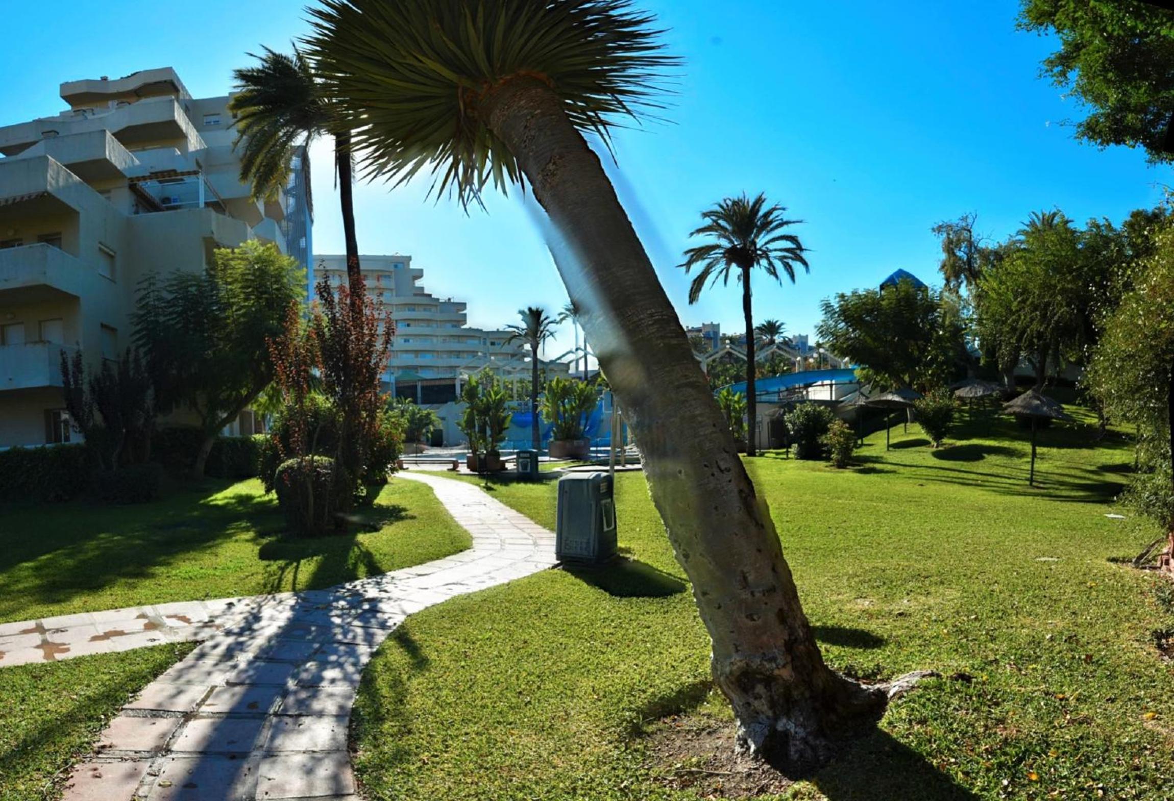 Benal Beach Holidays