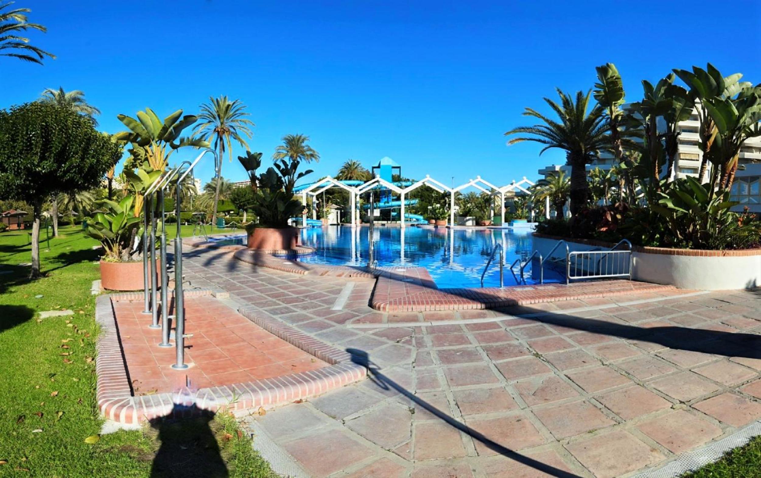 Benal Beach Holidays