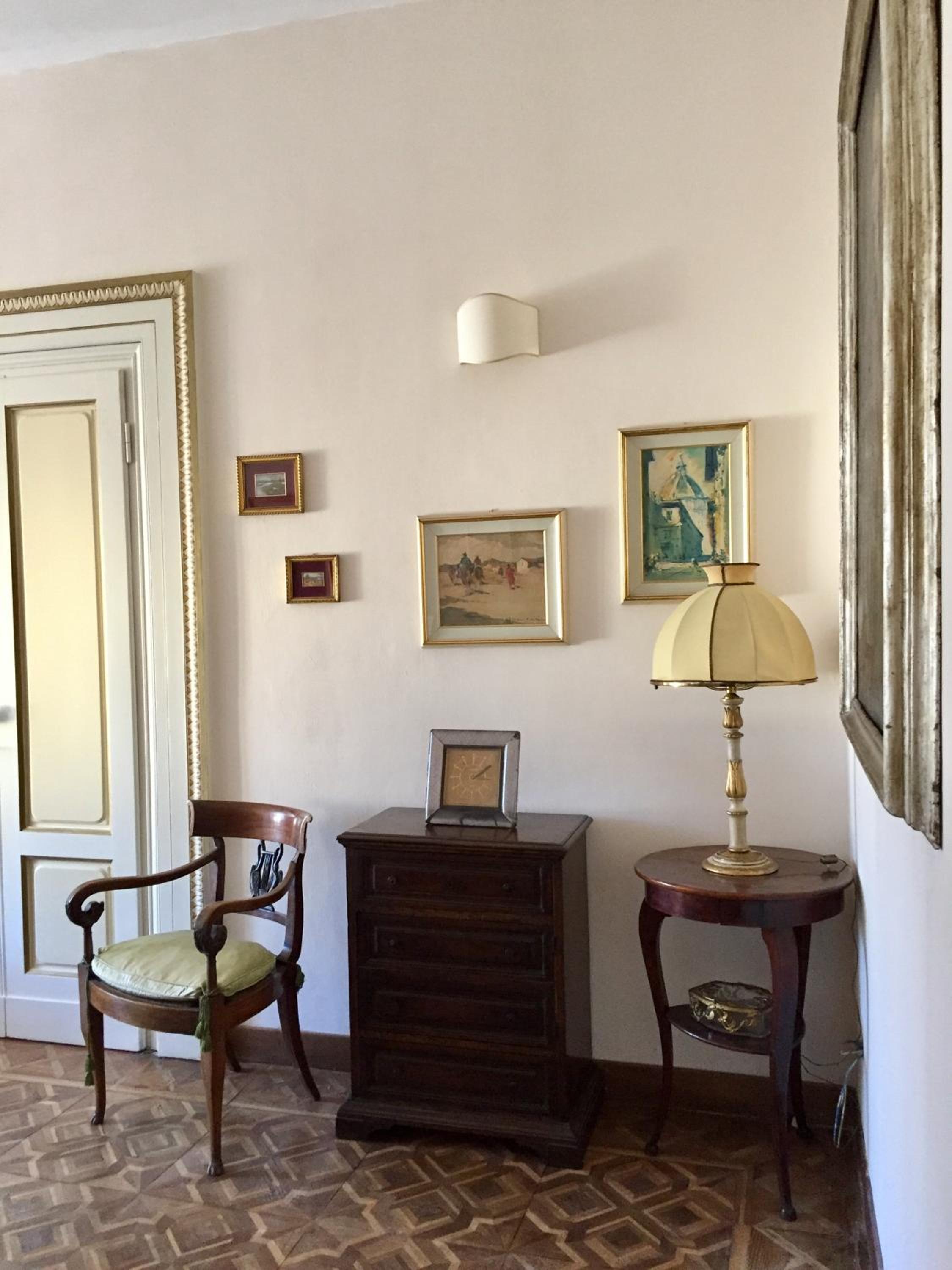 M&G Apartment
