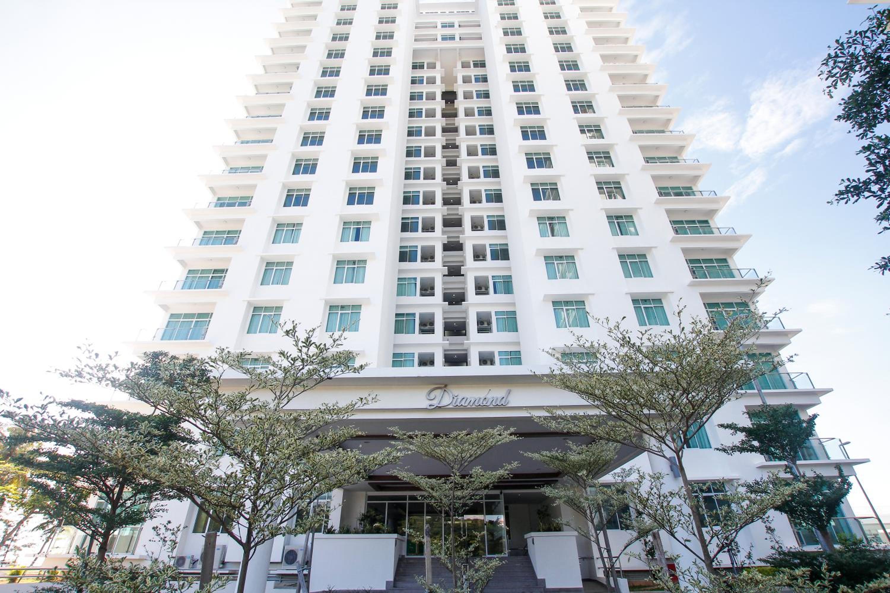 Bay Resort by Imperial Suites Miri , Diamond Tower photo 1