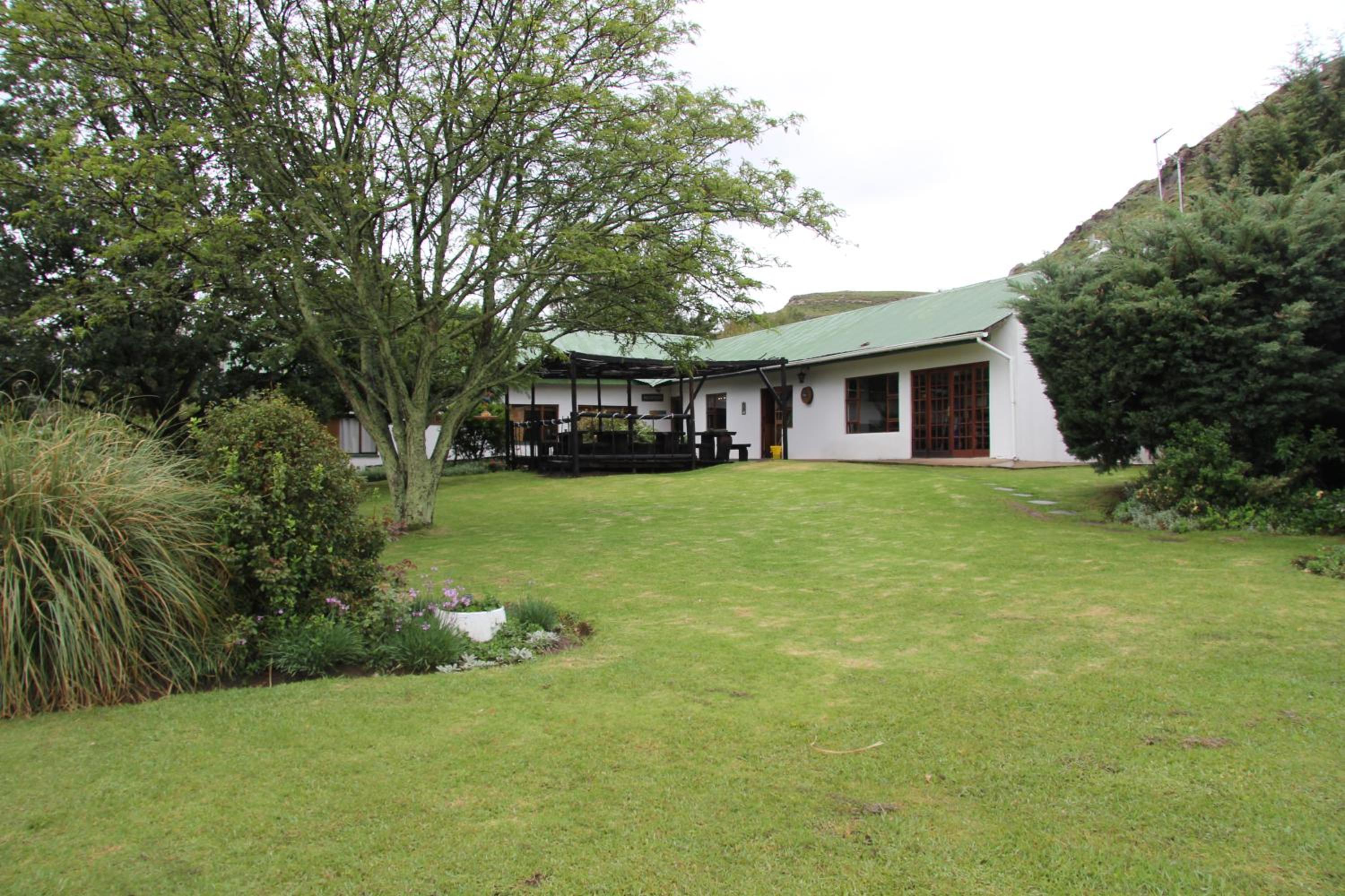 Intaba Lodge view 4