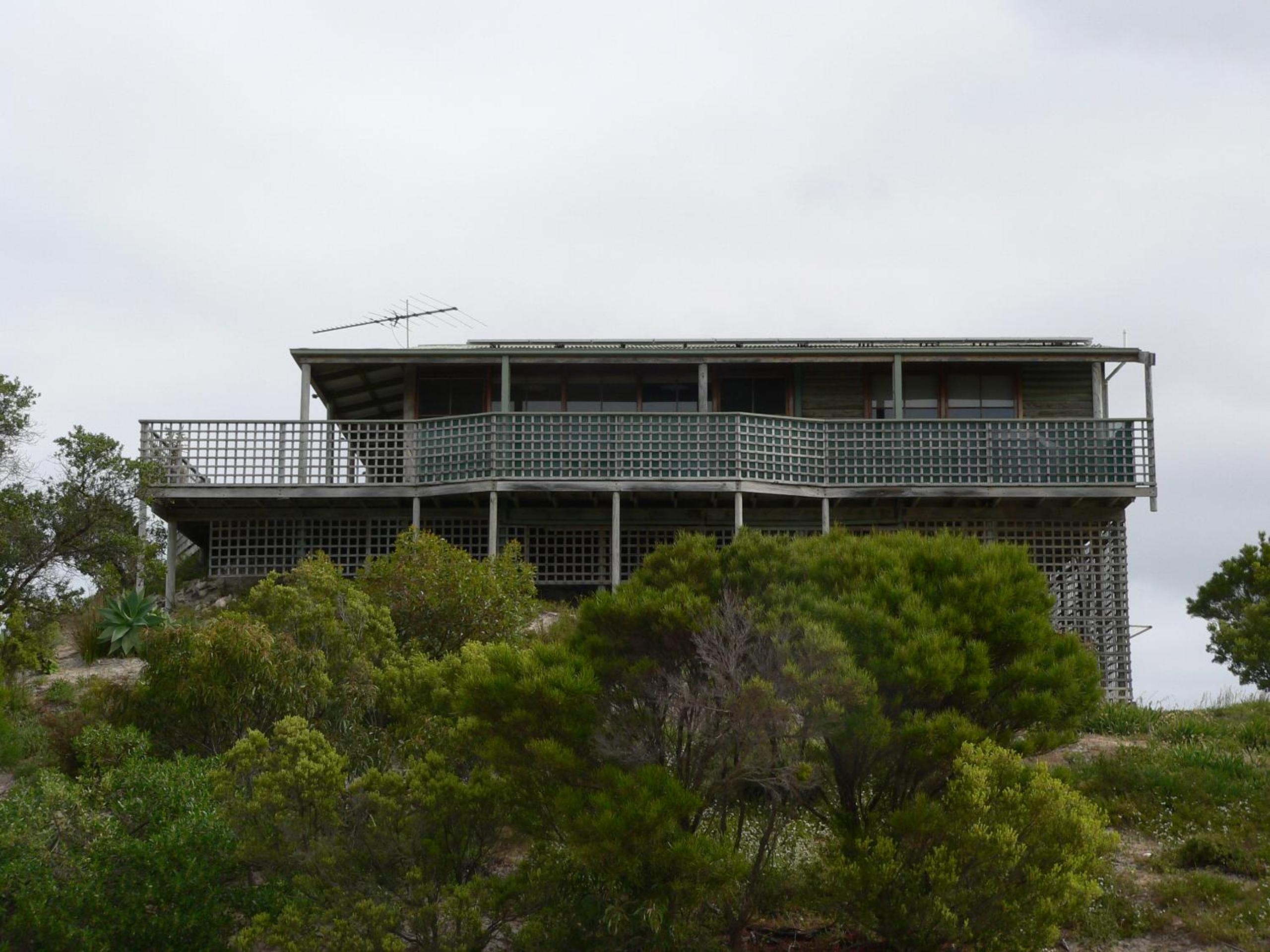 Lantauanan - The Lookout