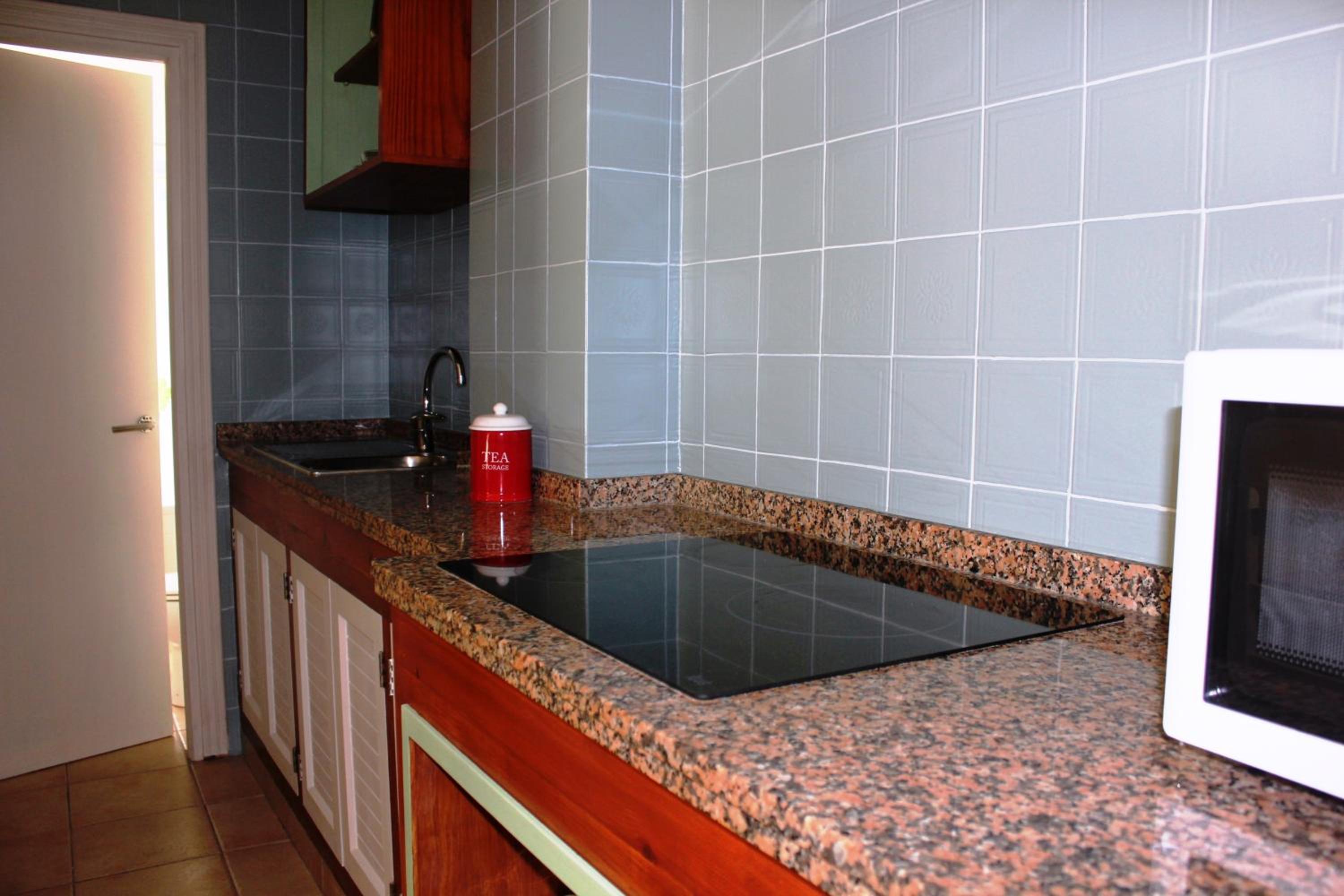 Apartamentos Timon - Emar Hotels