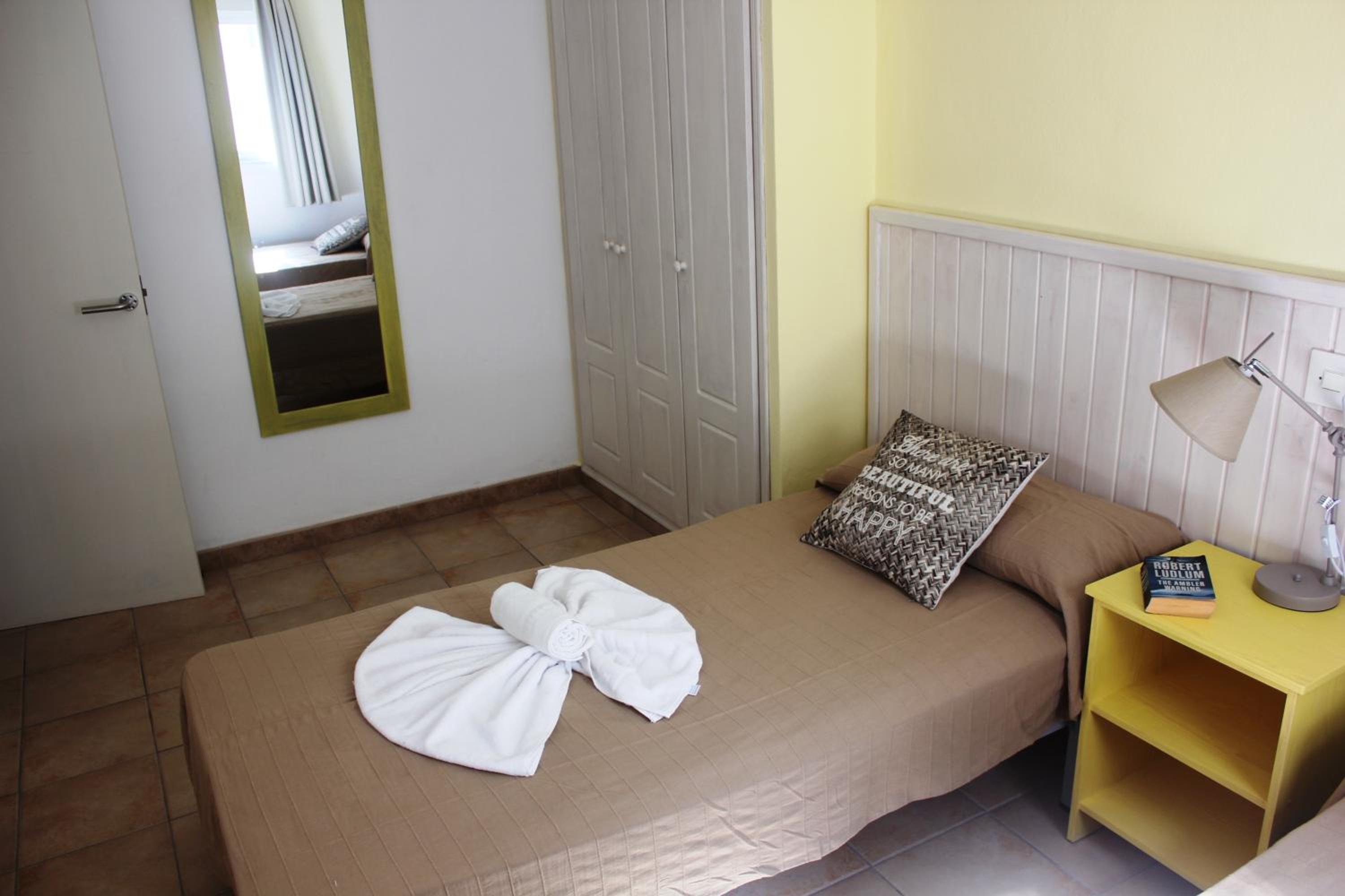 Apartamentos Timon - Emar Hotels