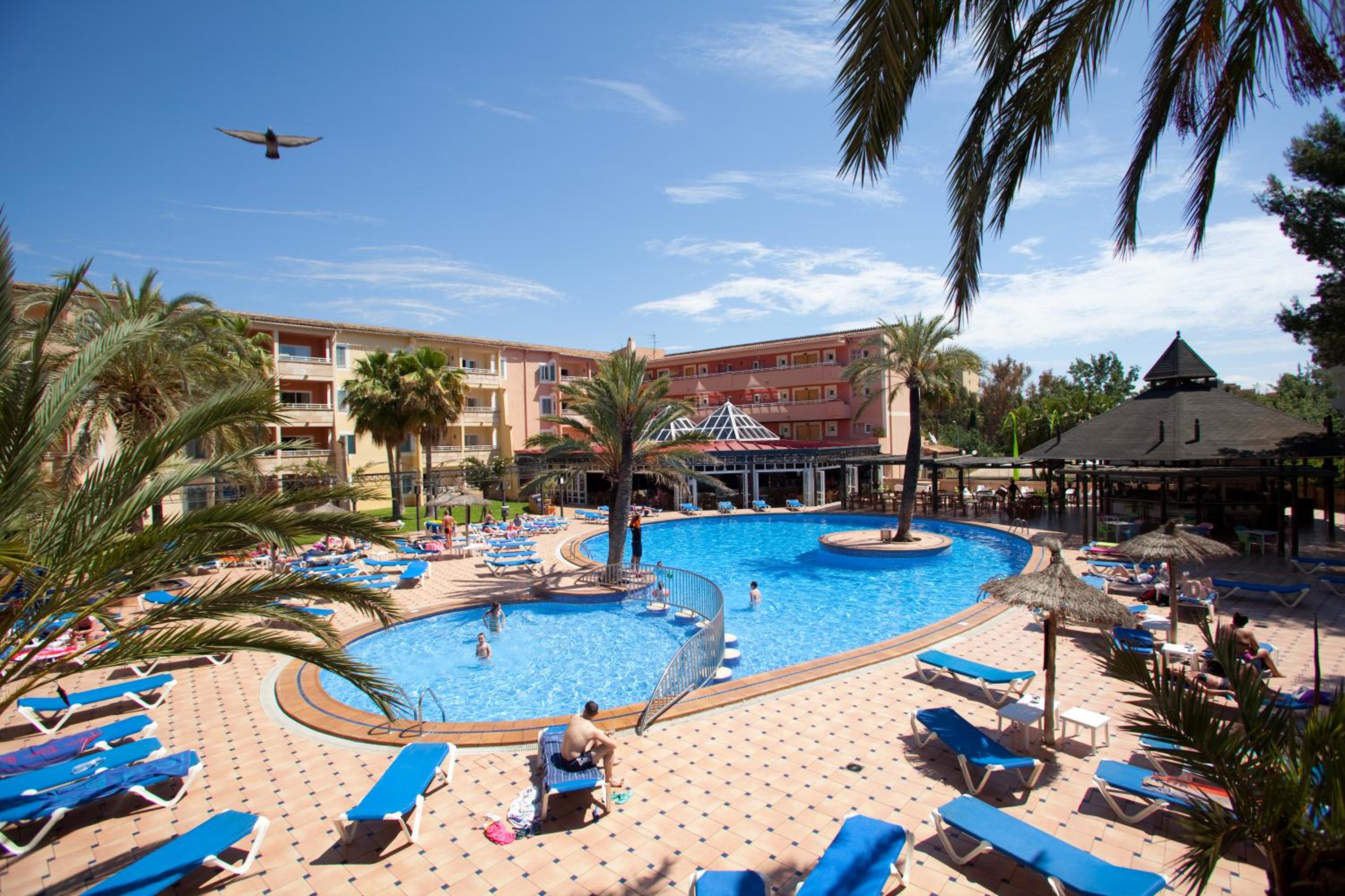 Hotel Aparthotel Aquasol - Image 1