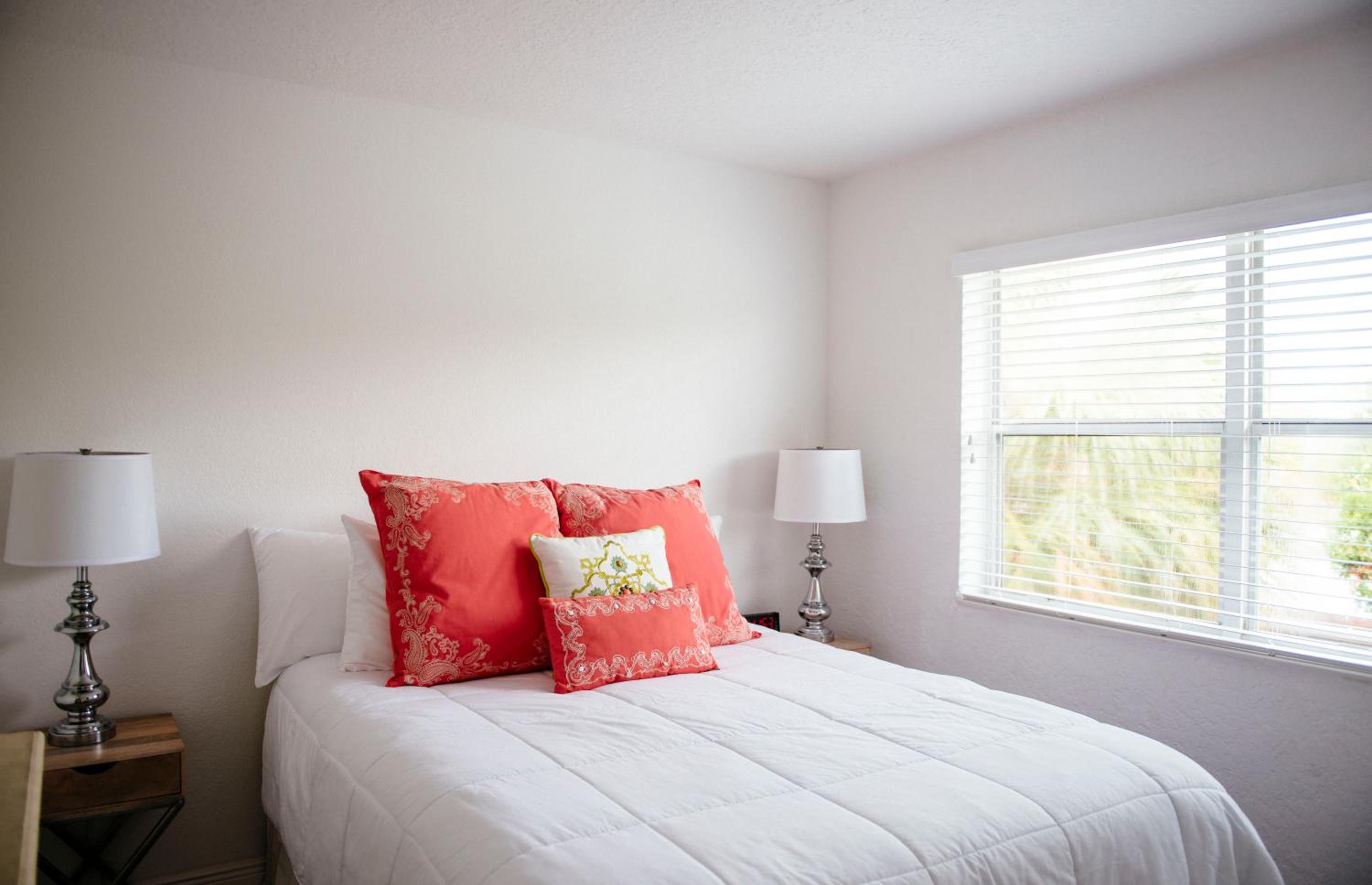 Sea Spray Inn