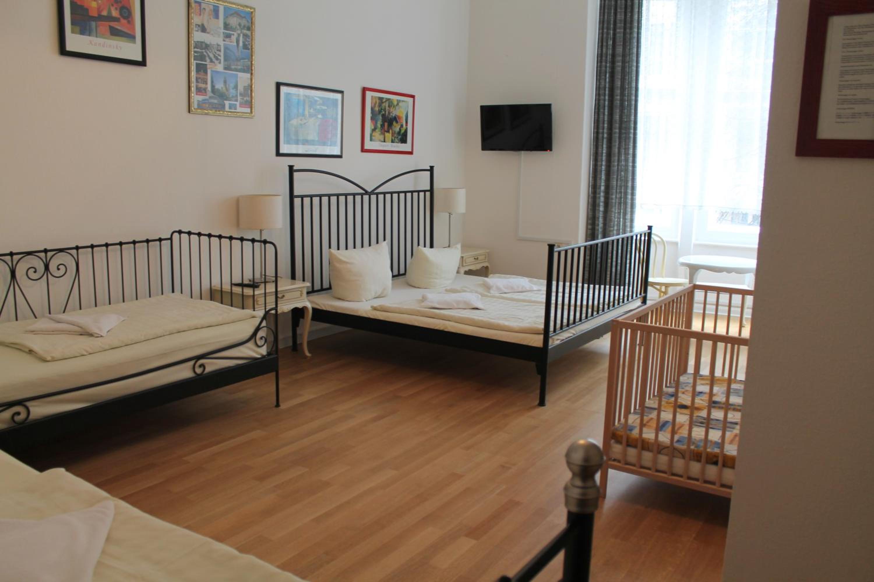 Hotel Pension Waizenegger am Kurfürstendamm