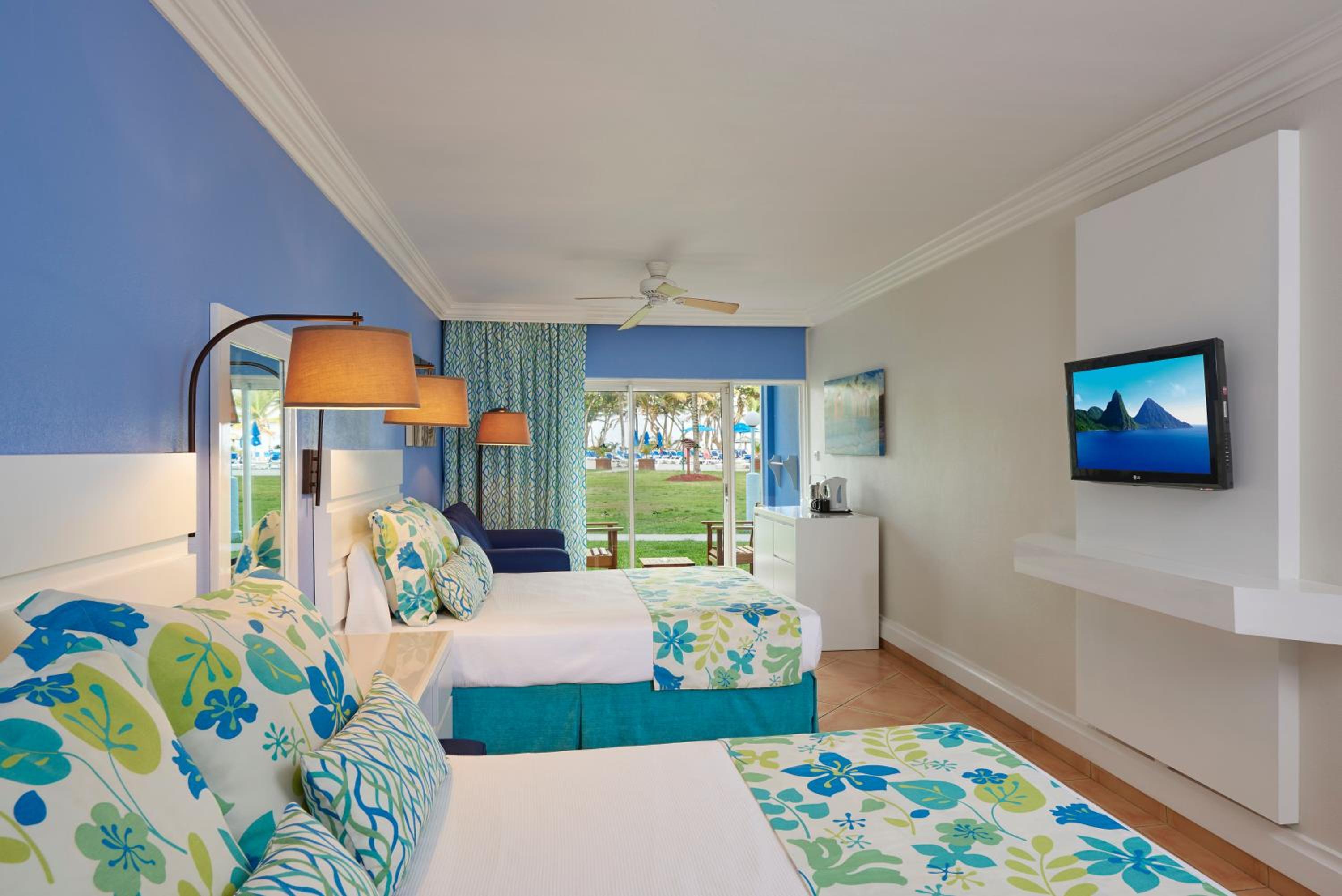Coconut Bay Beach Resort & Spa All Inclusive - Photo 36