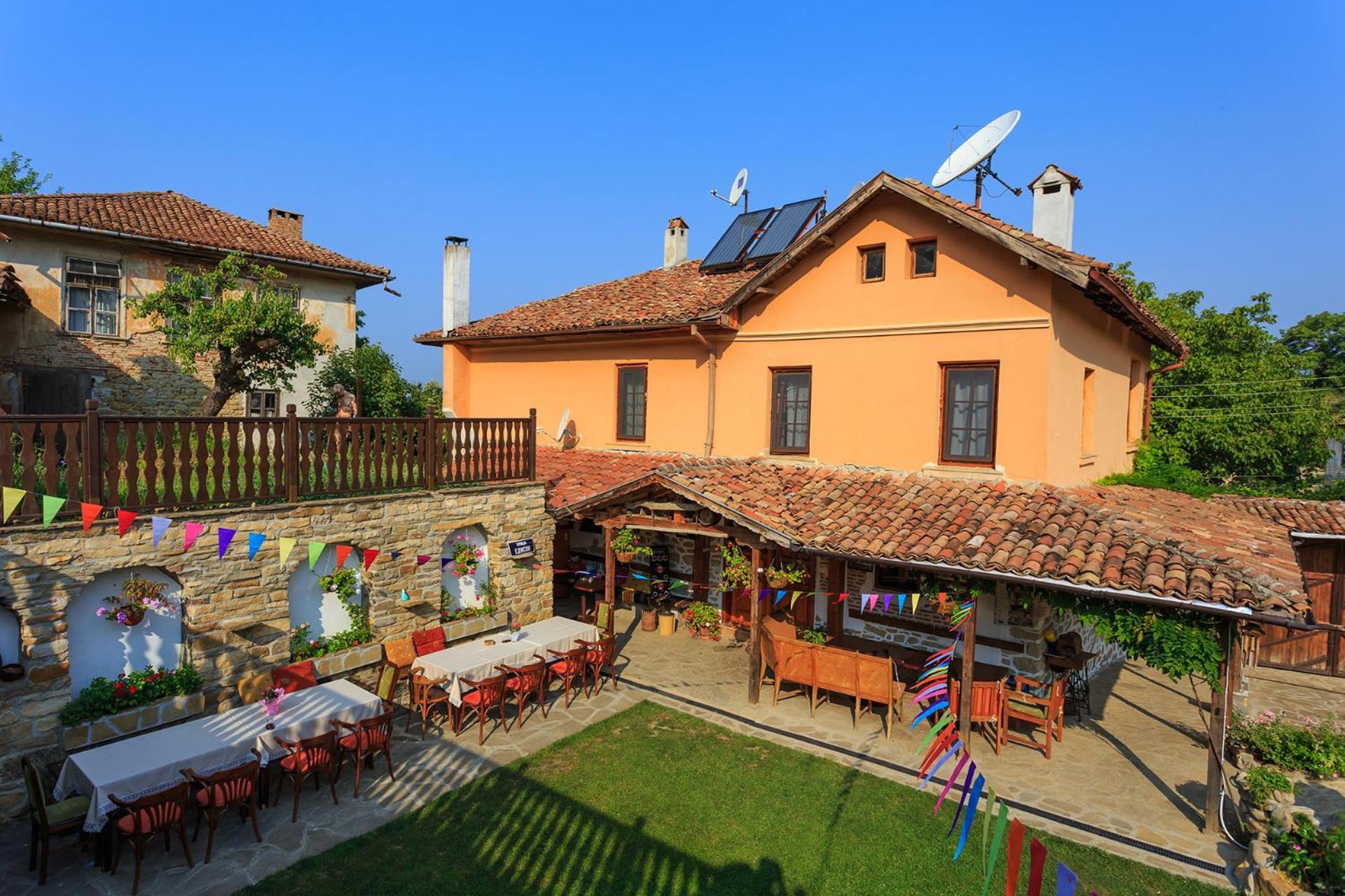 Chamurkov Guest House