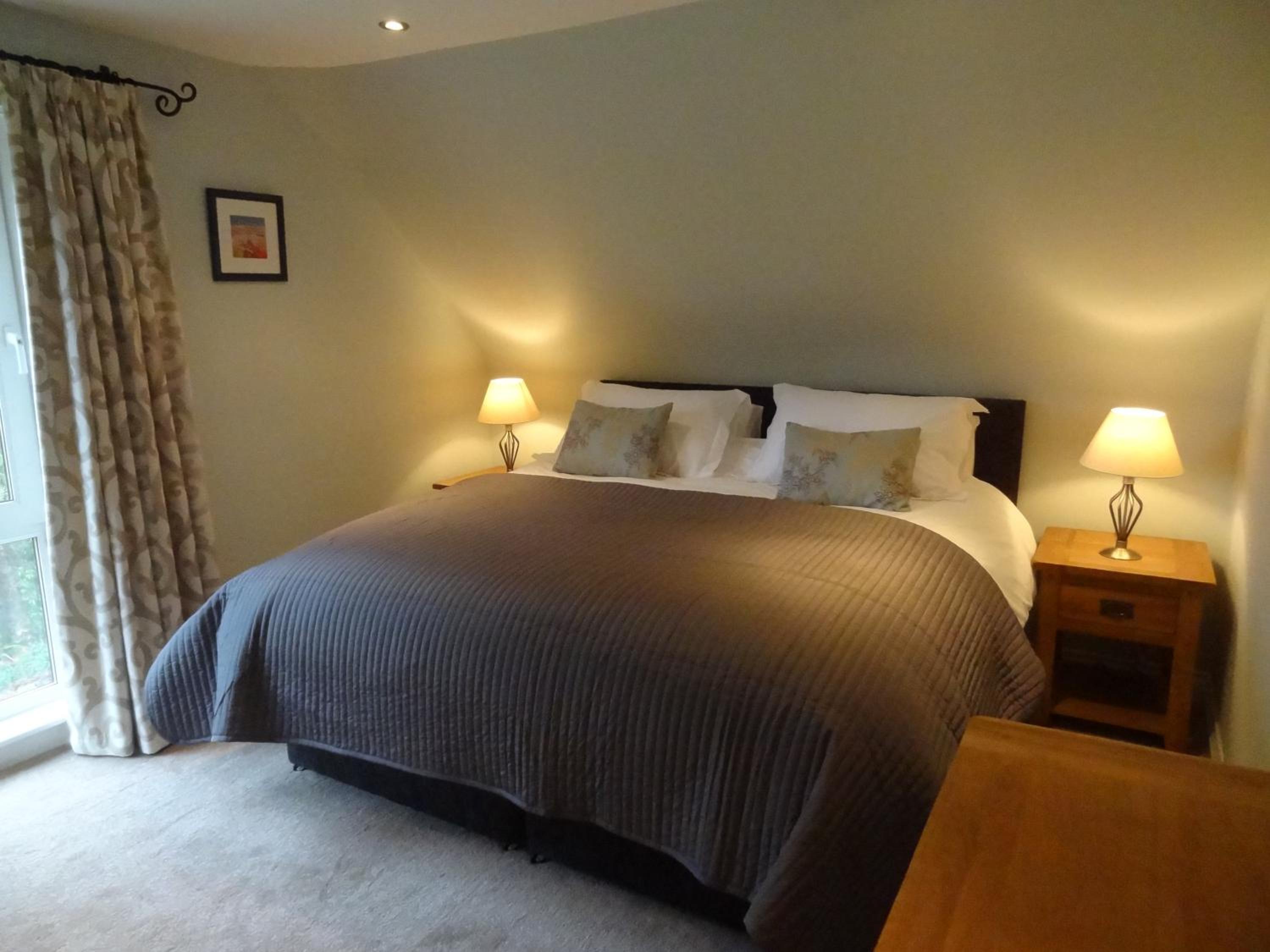 Coach House at The Glen view 3