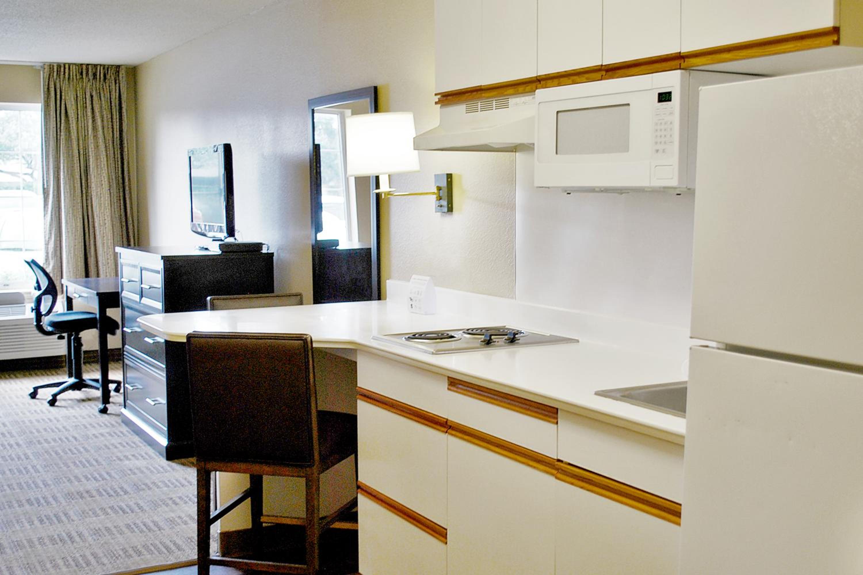 Extended Stay America Suites - Los Angeles - Monrovia - Property Image 13