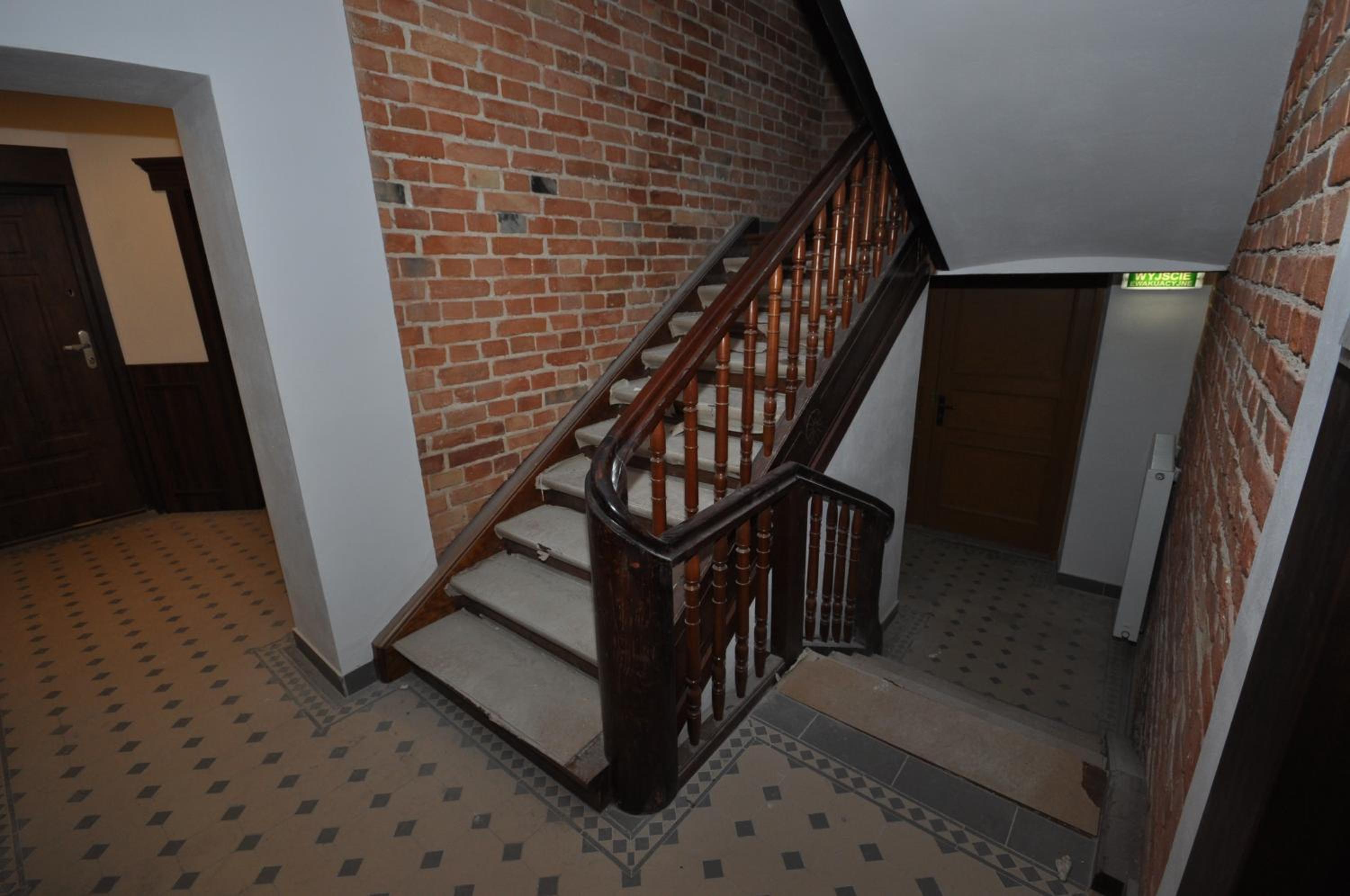 Photo 37